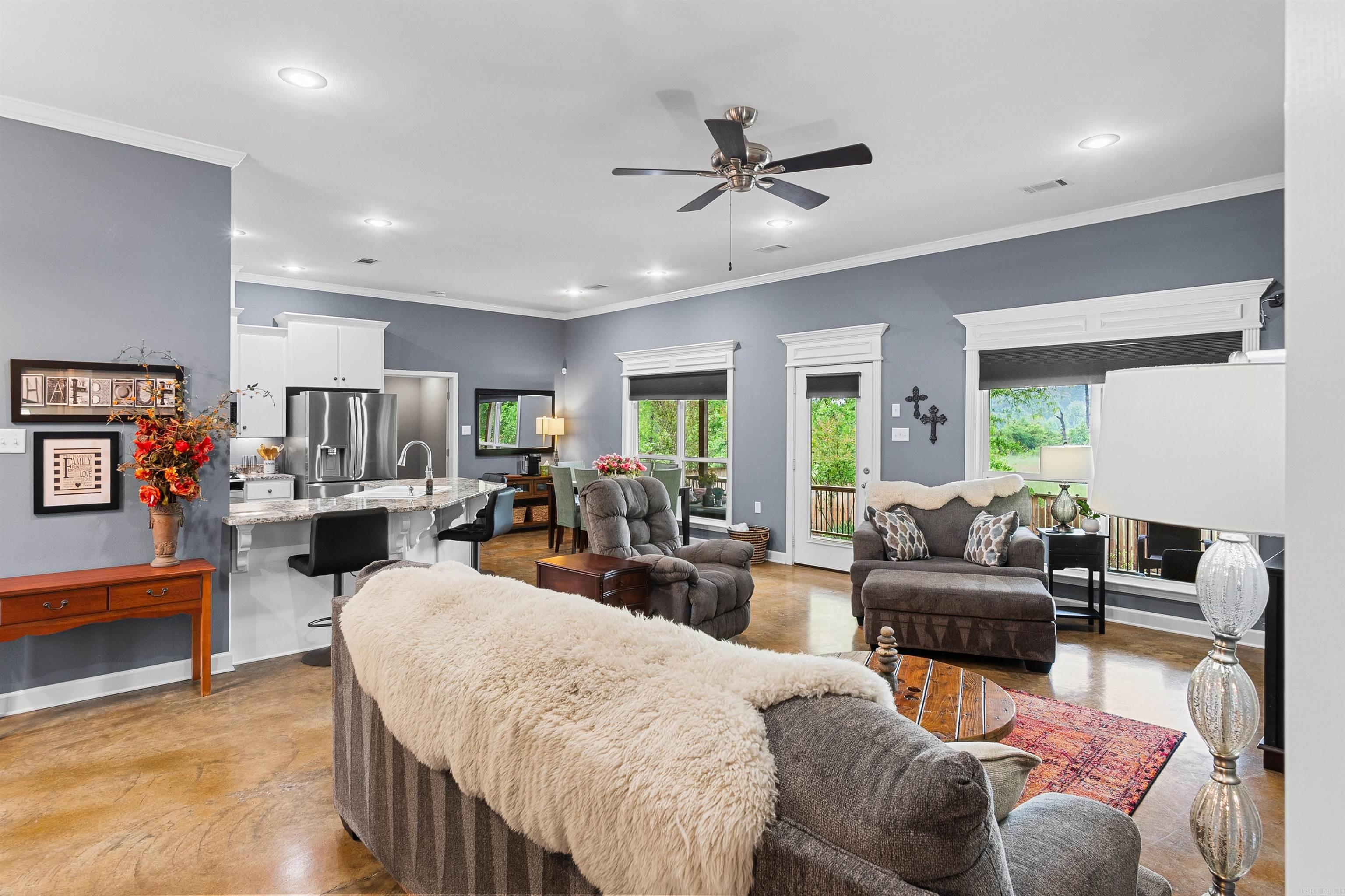 JAXON TERRACE - Residential