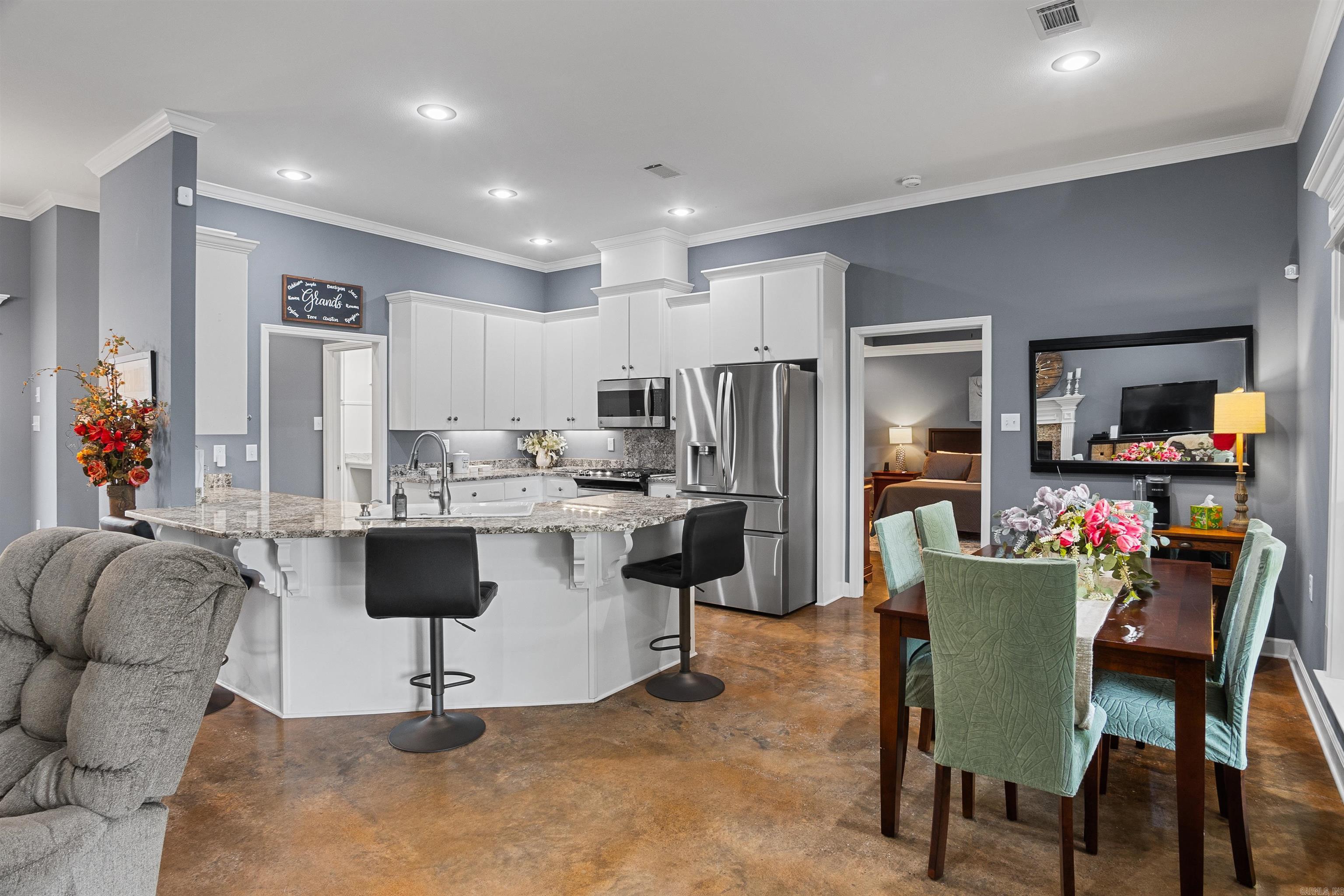 JAXON TERRACE - Residential