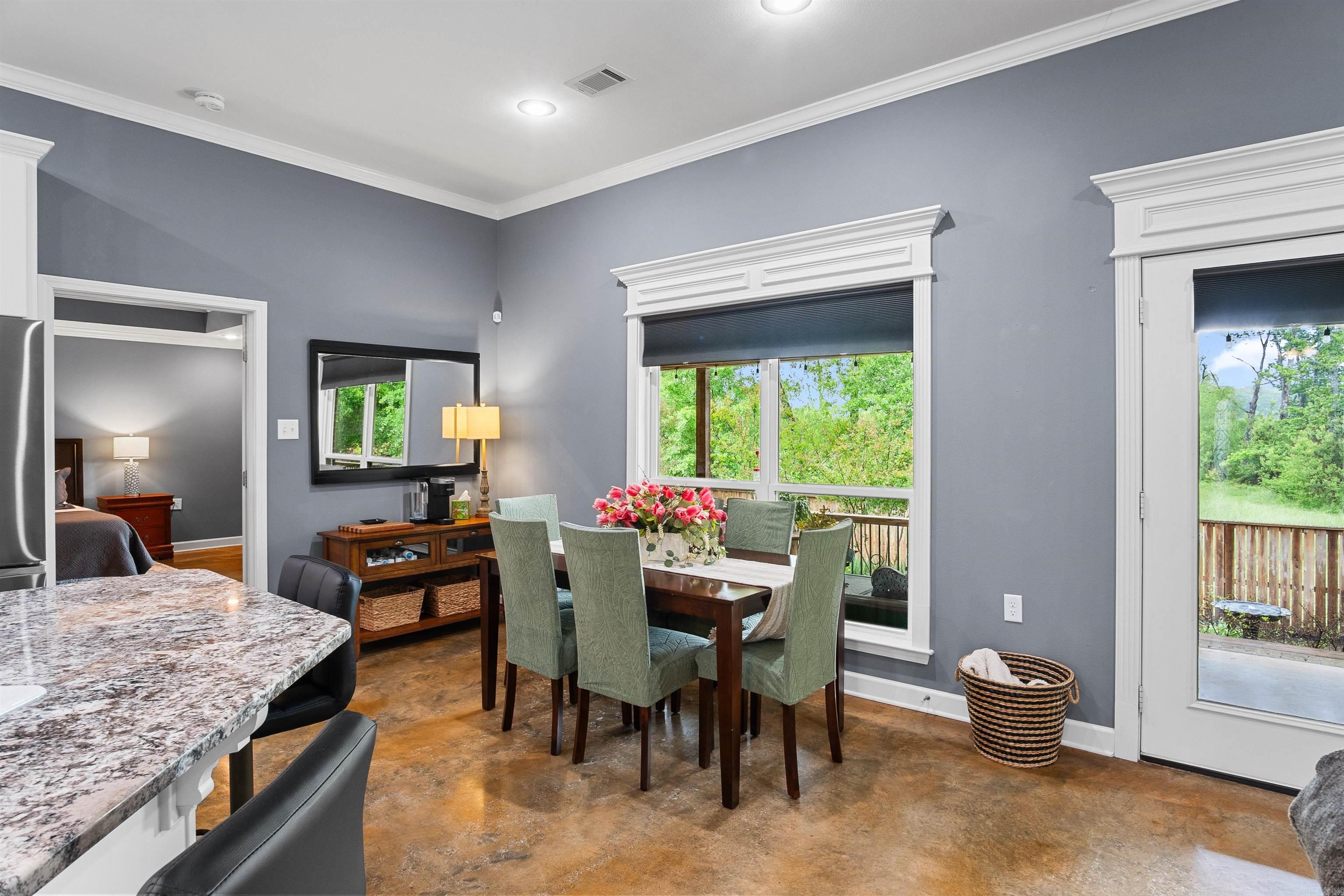 JAXON TERRACE - Residential