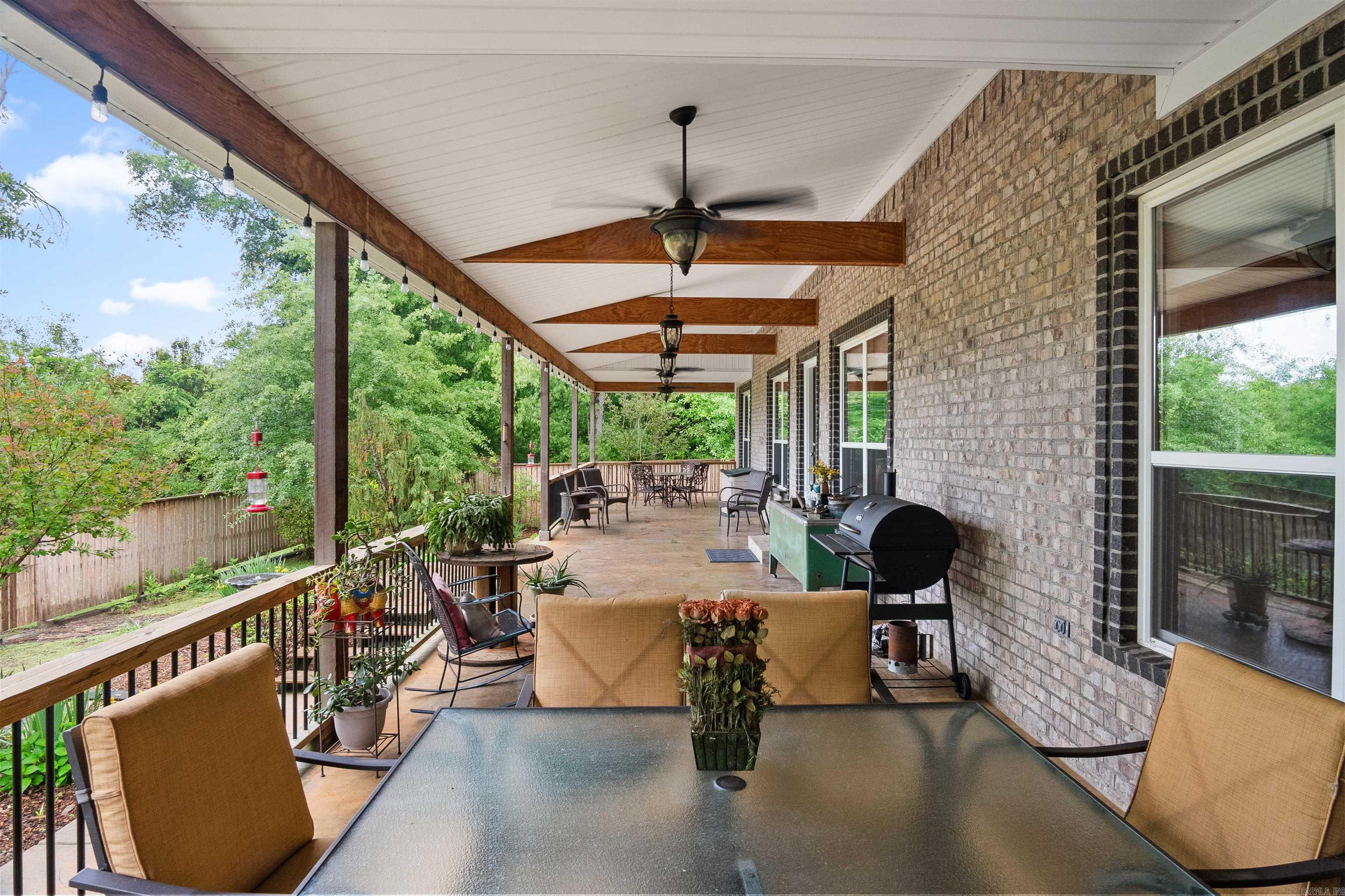 JAXON TERRACE - Residential