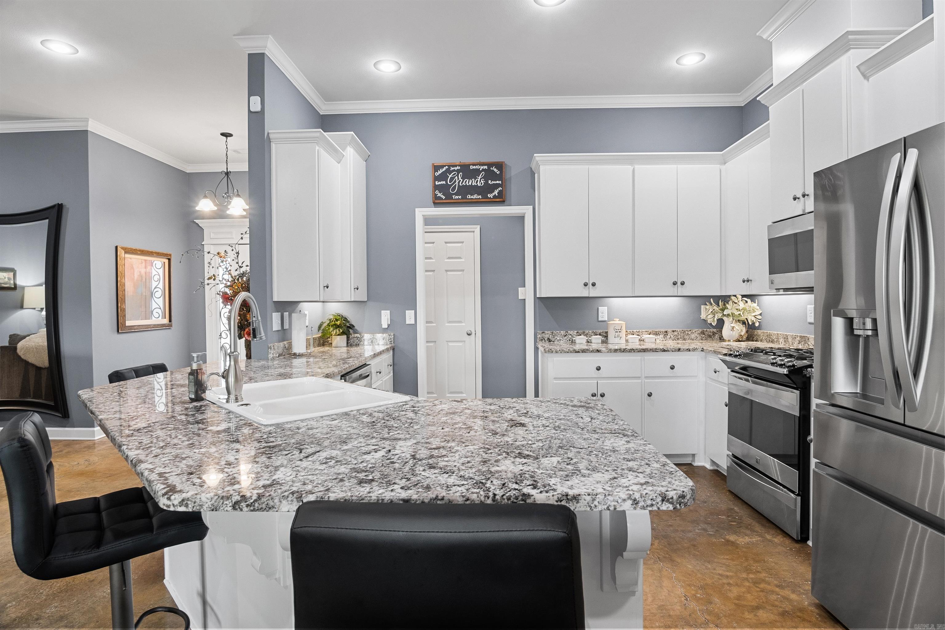 JAXON TERRACE - Residential