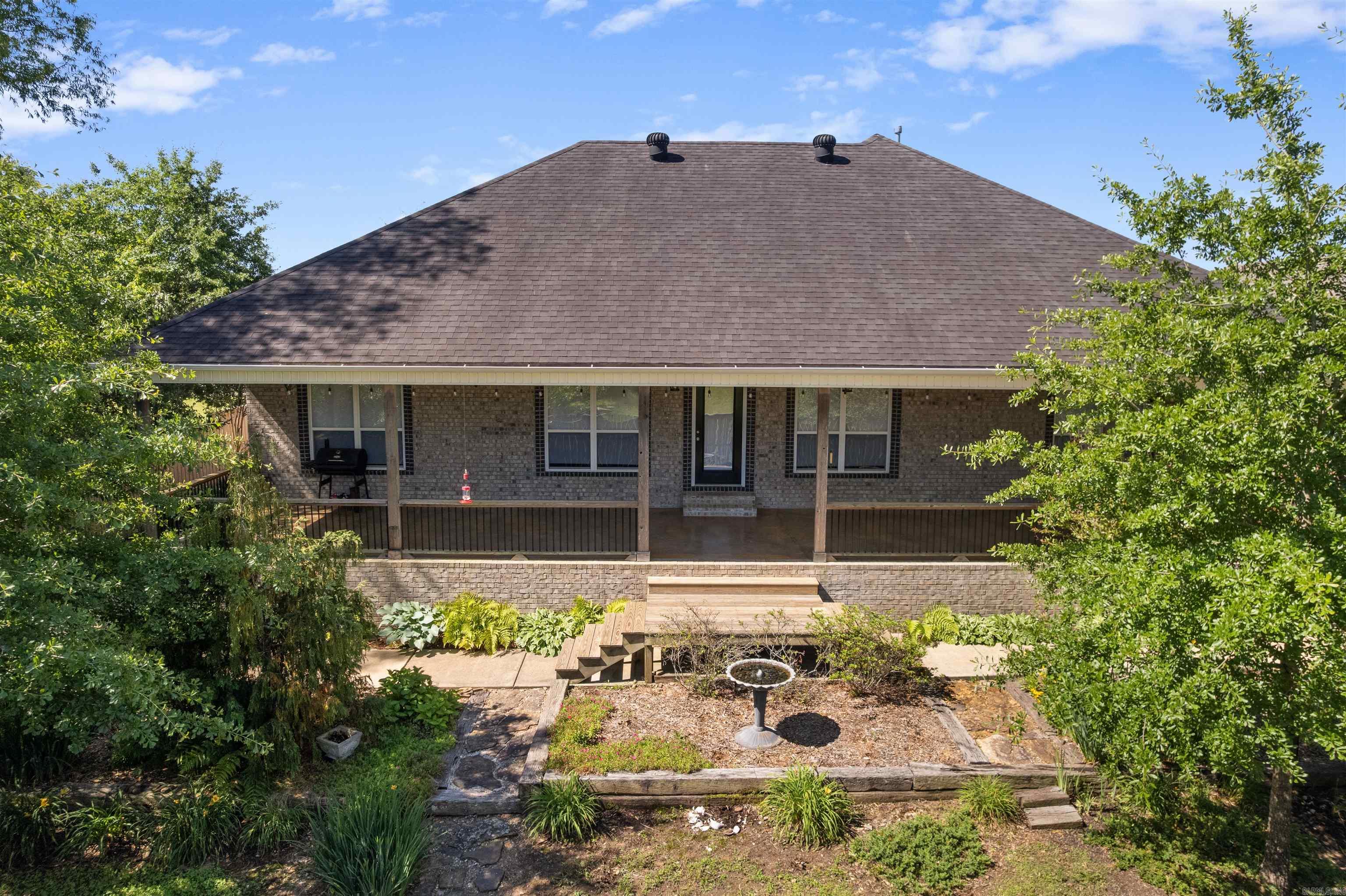 JAXON TERRACE - Residential