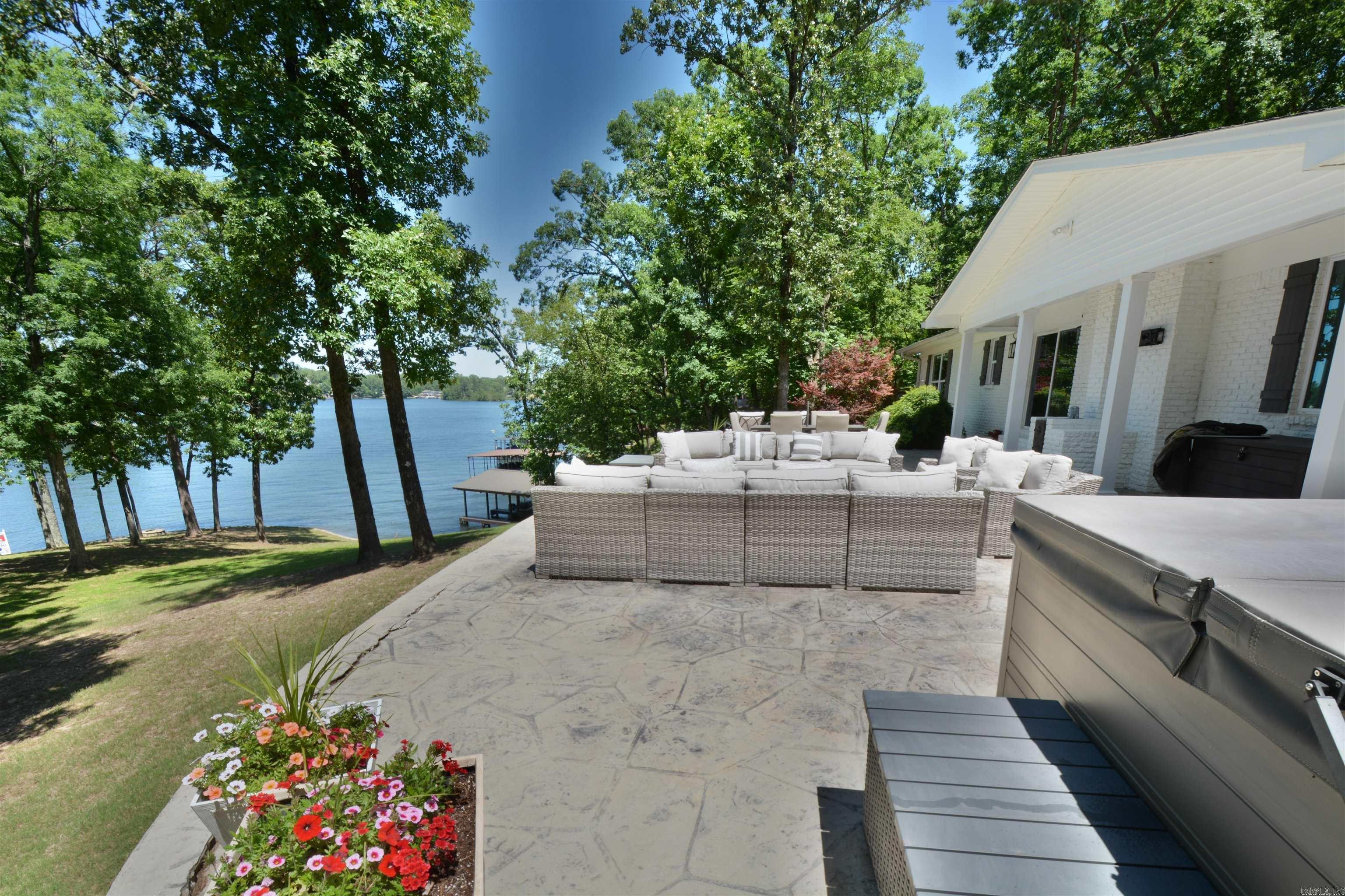 Quinns Lake Park - Residential
