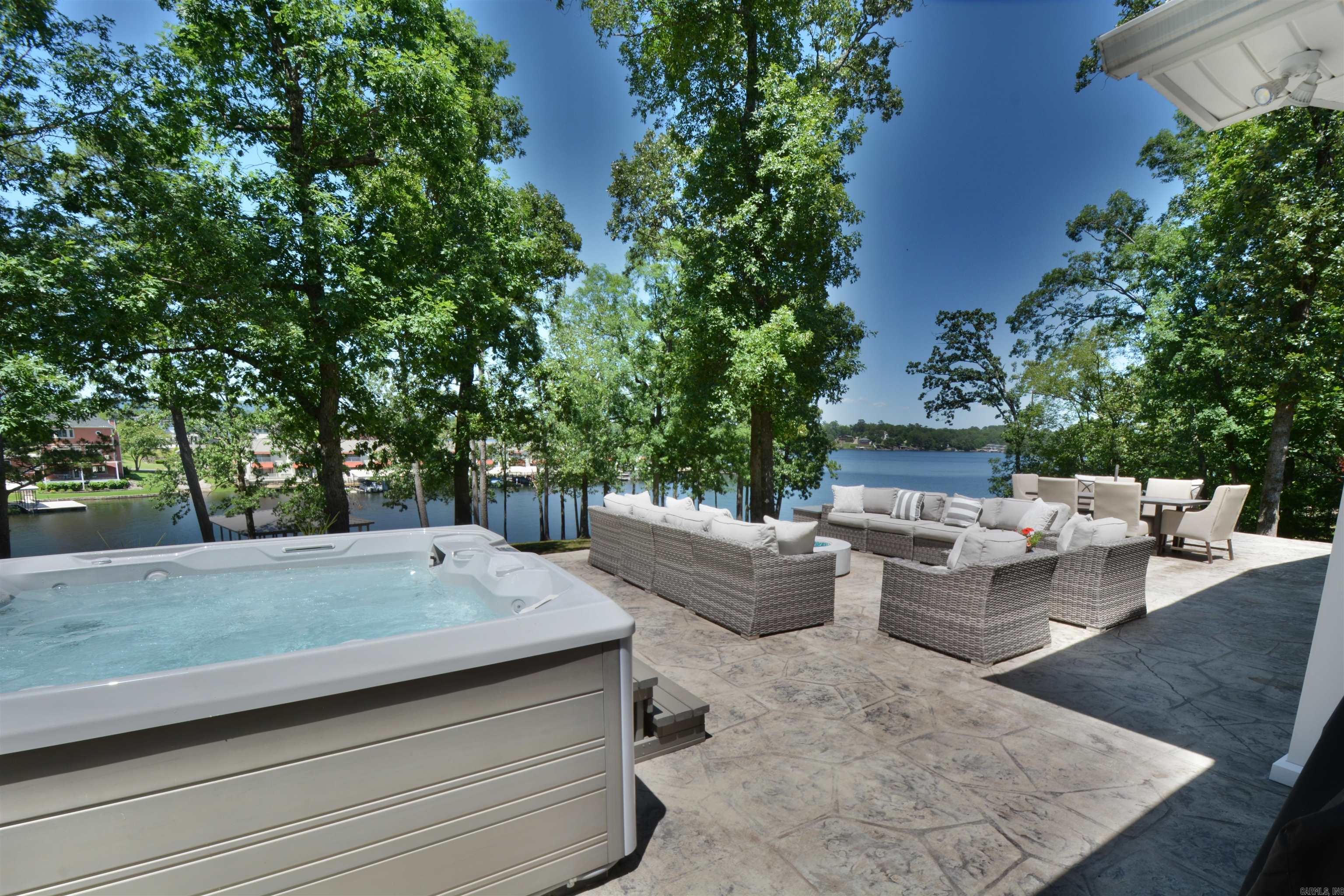 Quinns Lake Park - Residential