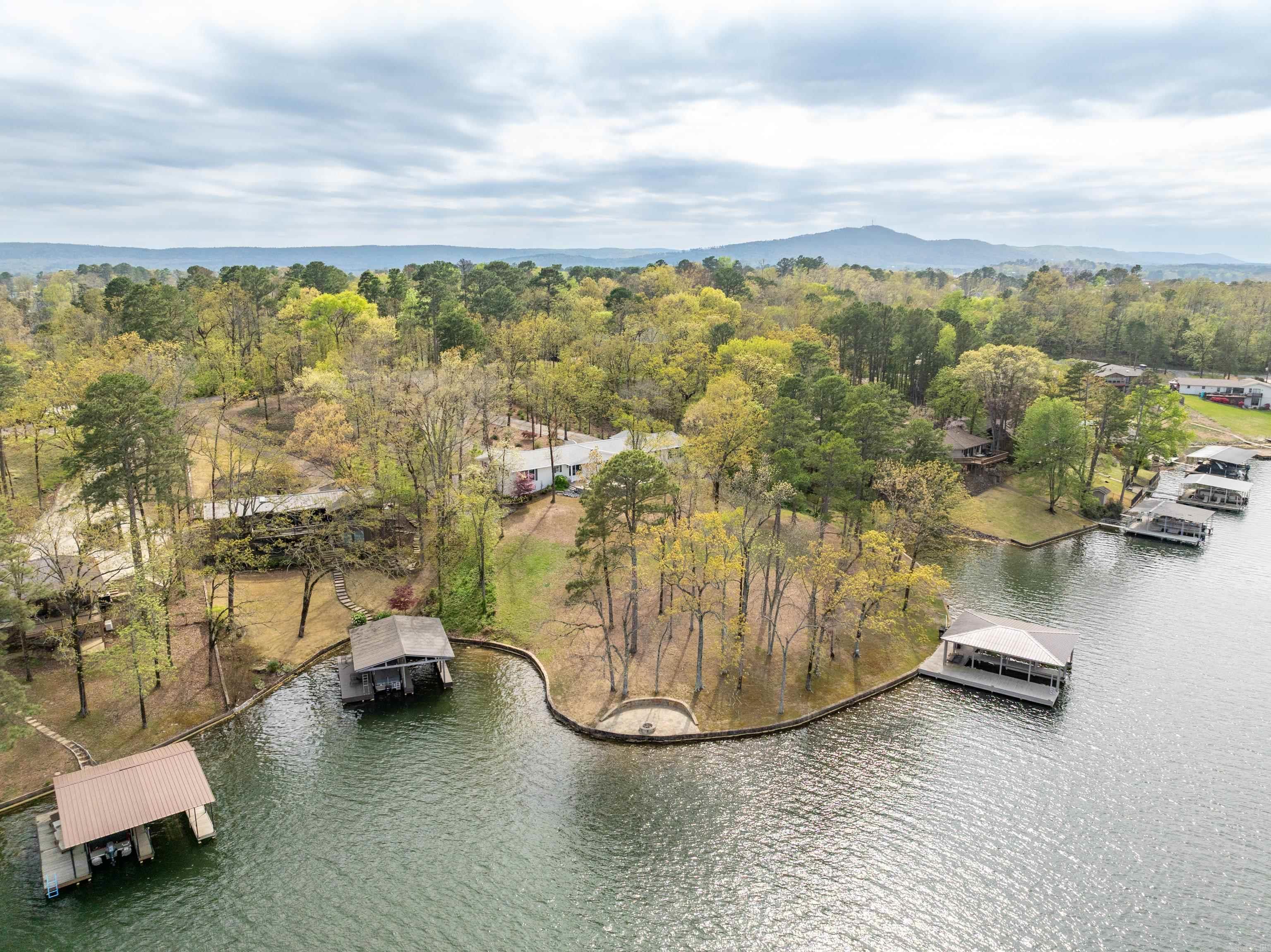 Quinns Lake Park - Residential