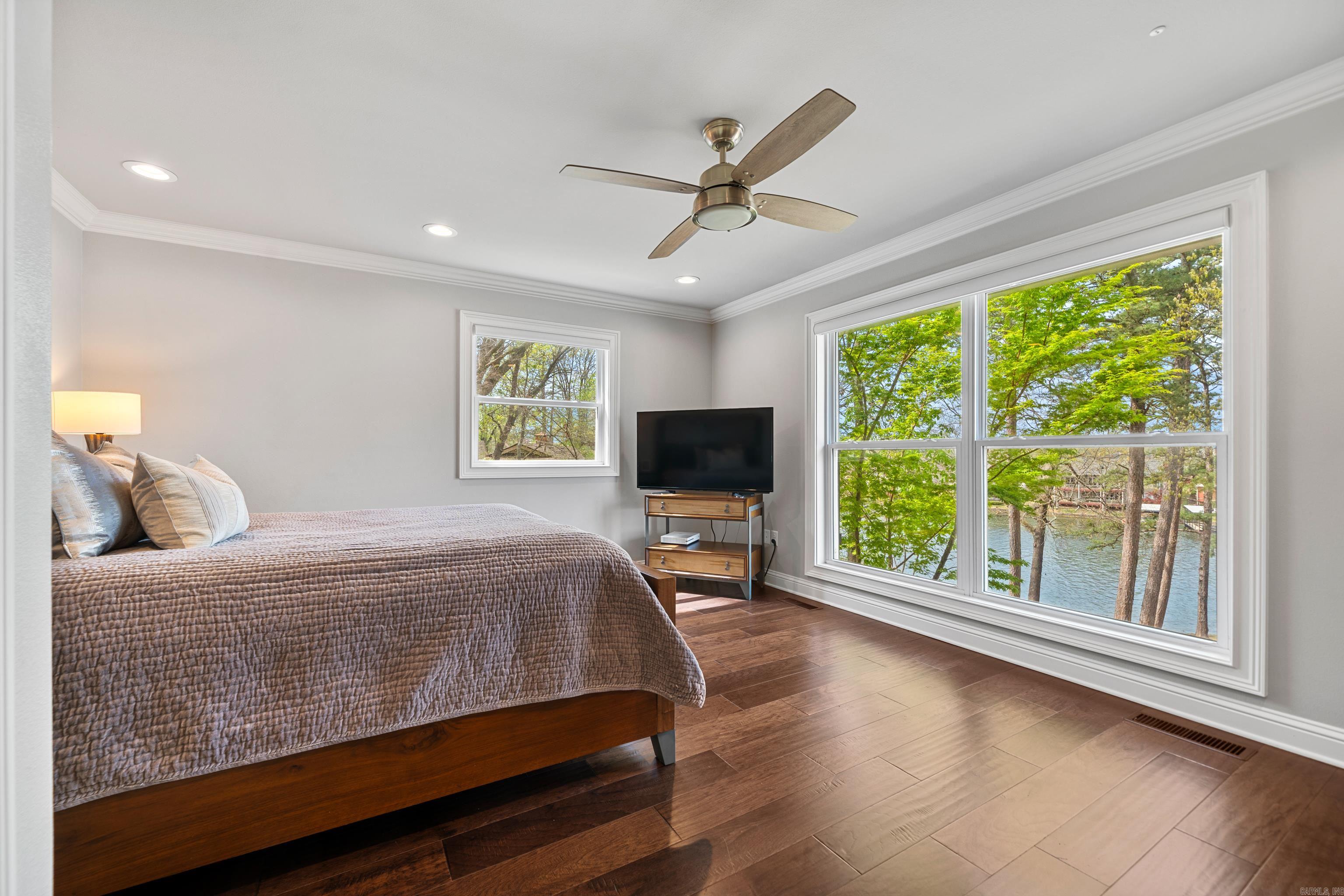 Quinns Lake Park - Residential
