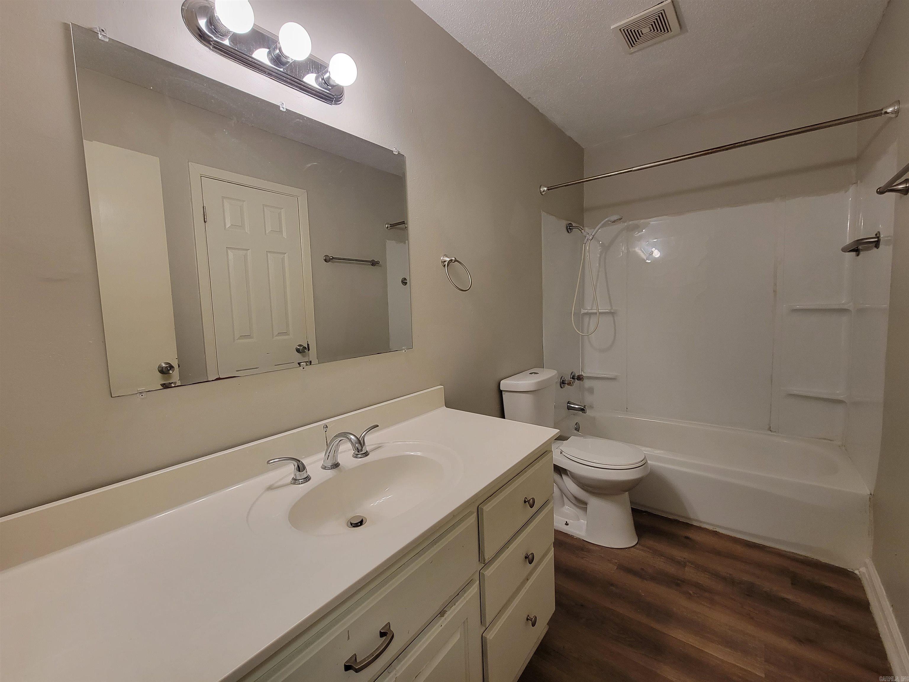 BARING CROSS - Residential