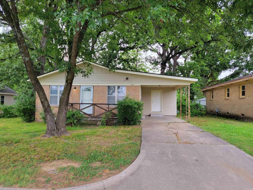 Calling all investors. This 4 bed 1 and a half bath home in North Little Rock is a great investment opportunity. Market rent for this home is around $1200. There is already a tenant in place, so you can start cash flowing immediately!  Currently tenant is occupied. Photos are from before the tenant moved in. Agents see the remarks. Property is being sold "as is"