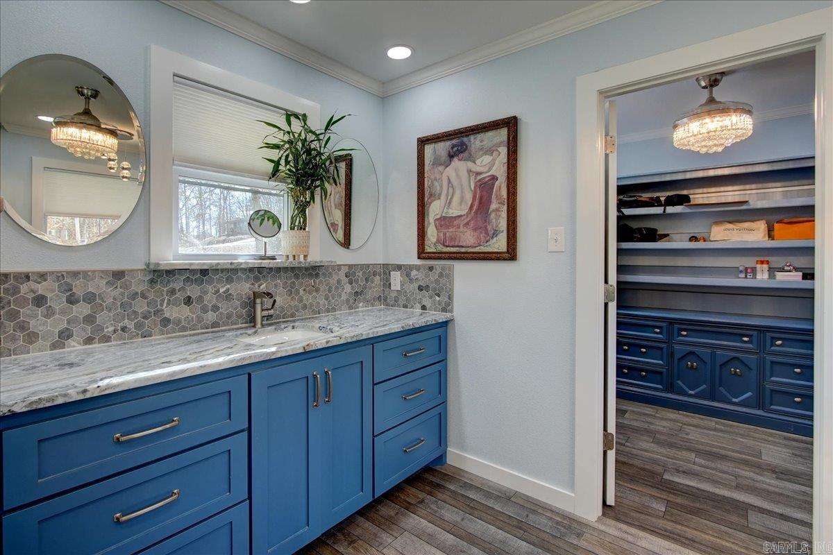 K-WOOD PLACE - Residential