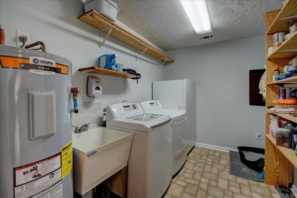 K-WOOD PLACE - Residential