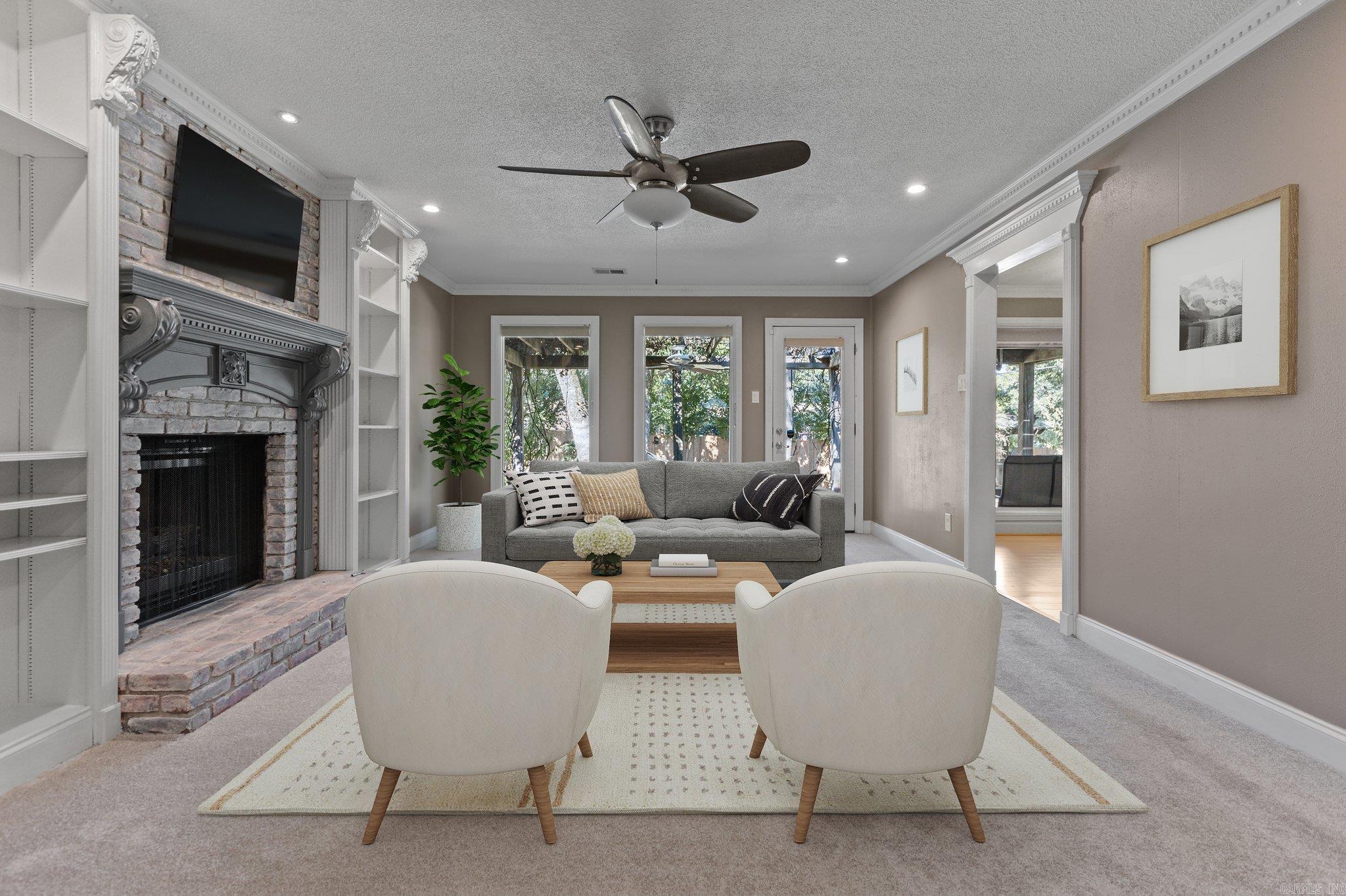 PLEASANT TREE - Residential