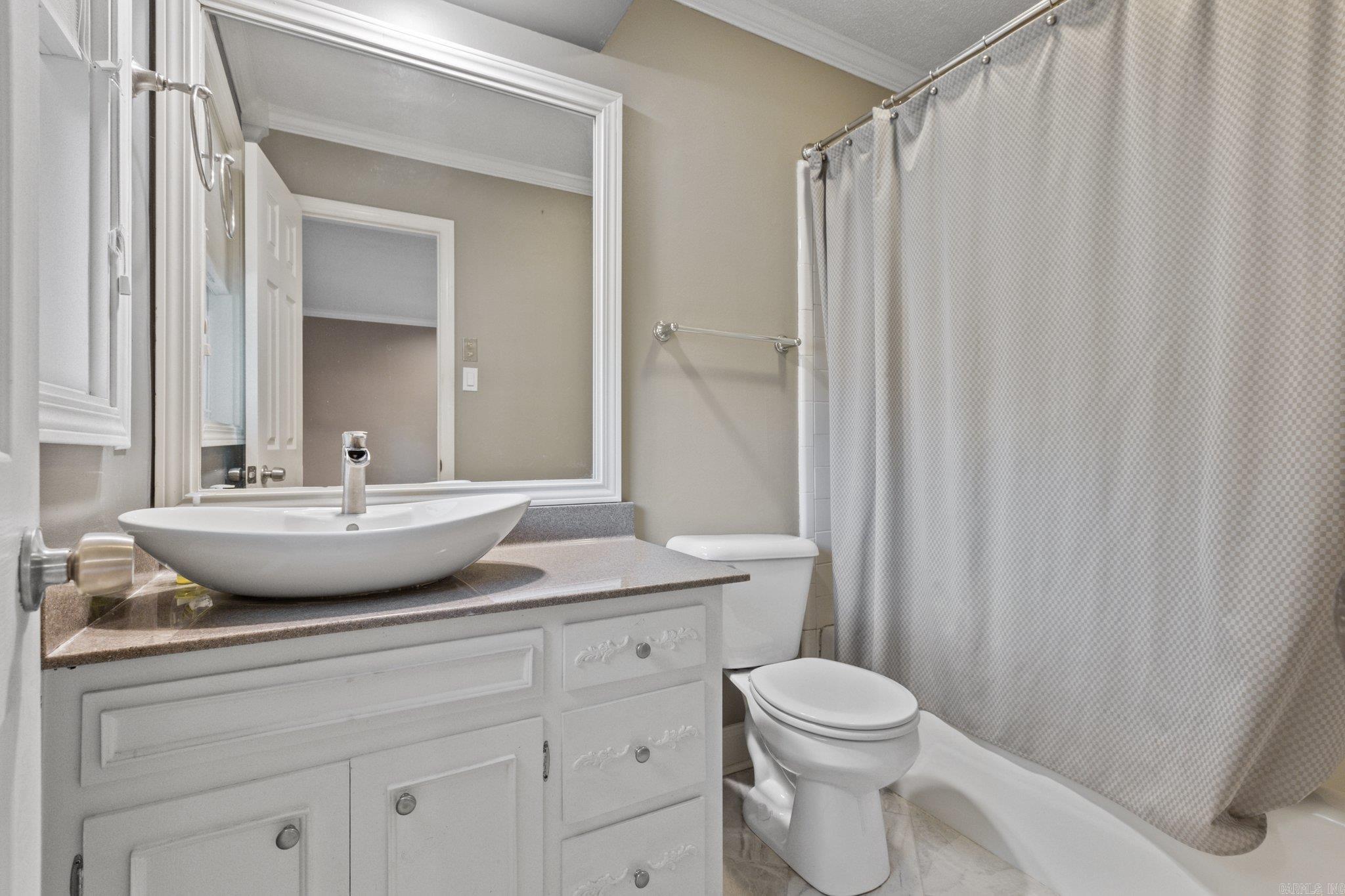 PLEASANT TREE - Residential