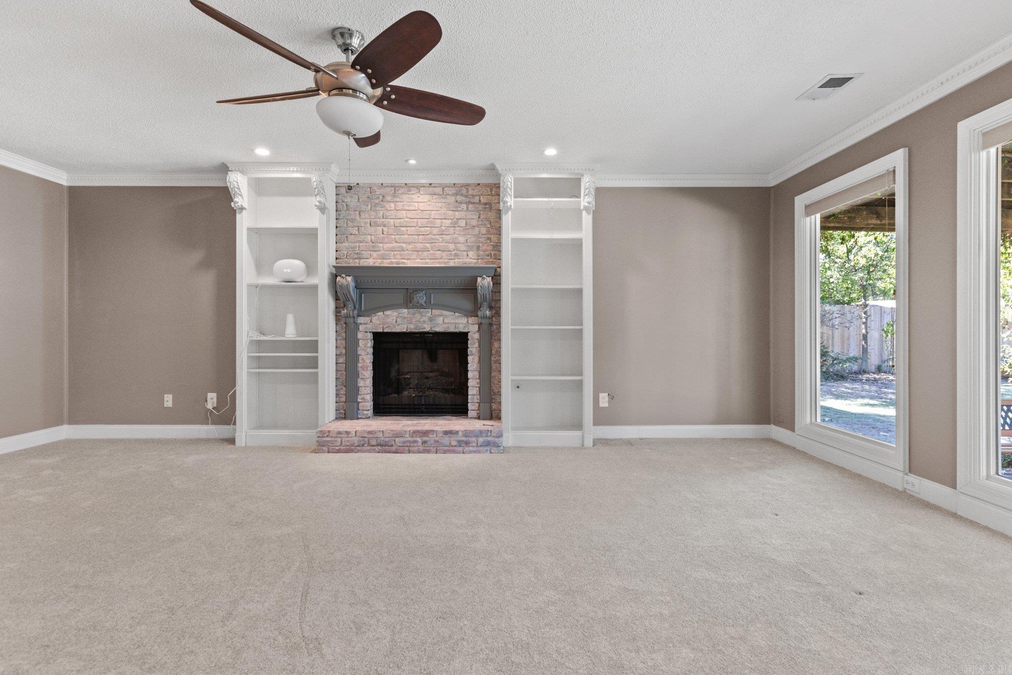 PLEASANT TREE - Residential