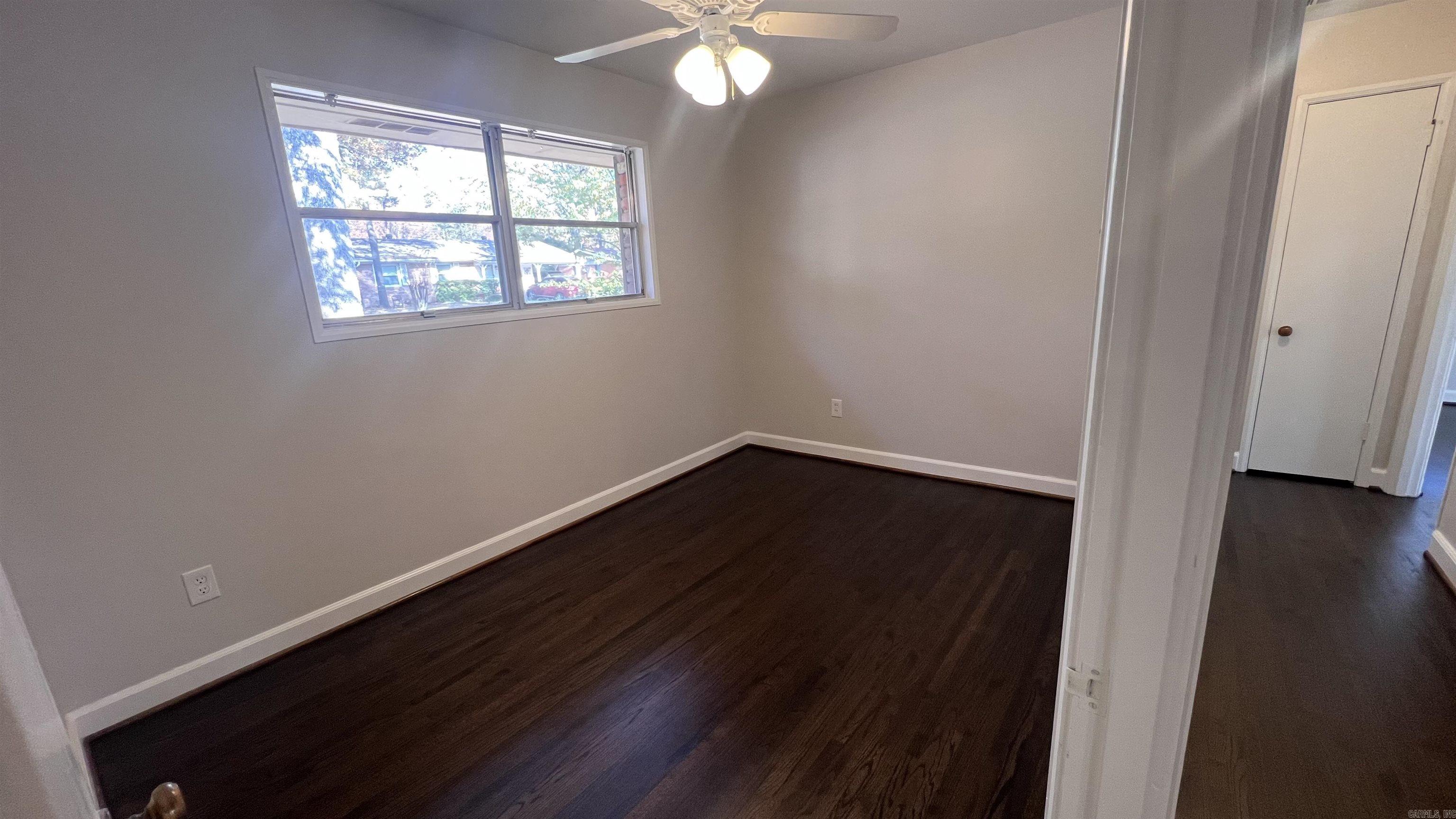 MARKHAM MANOR - Residential