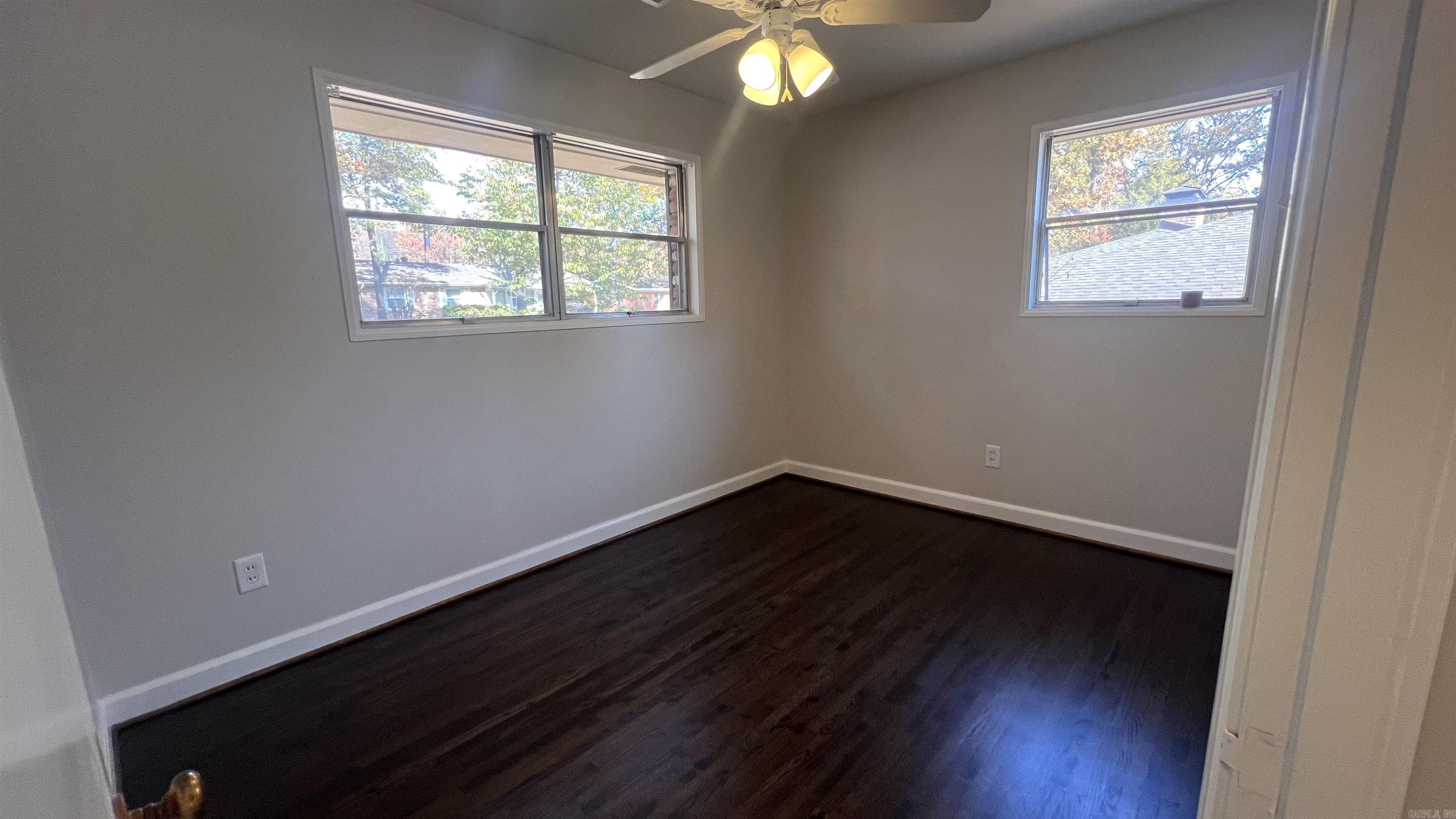 MARKHAM MANOR - Residential