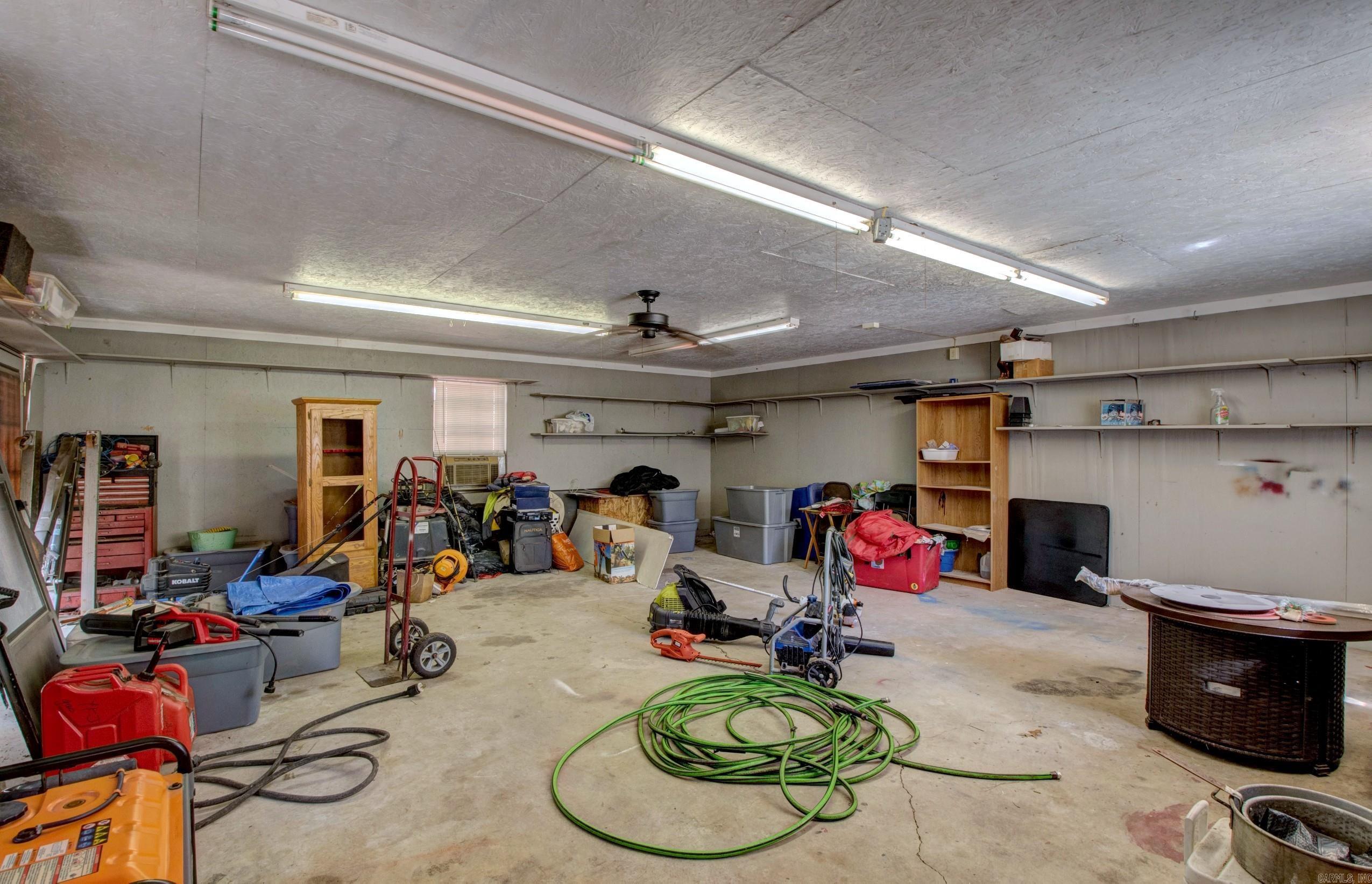 PINE FORREST - Residential