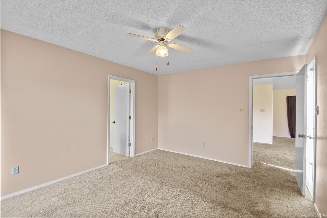 MEADOWLAKE - Residential