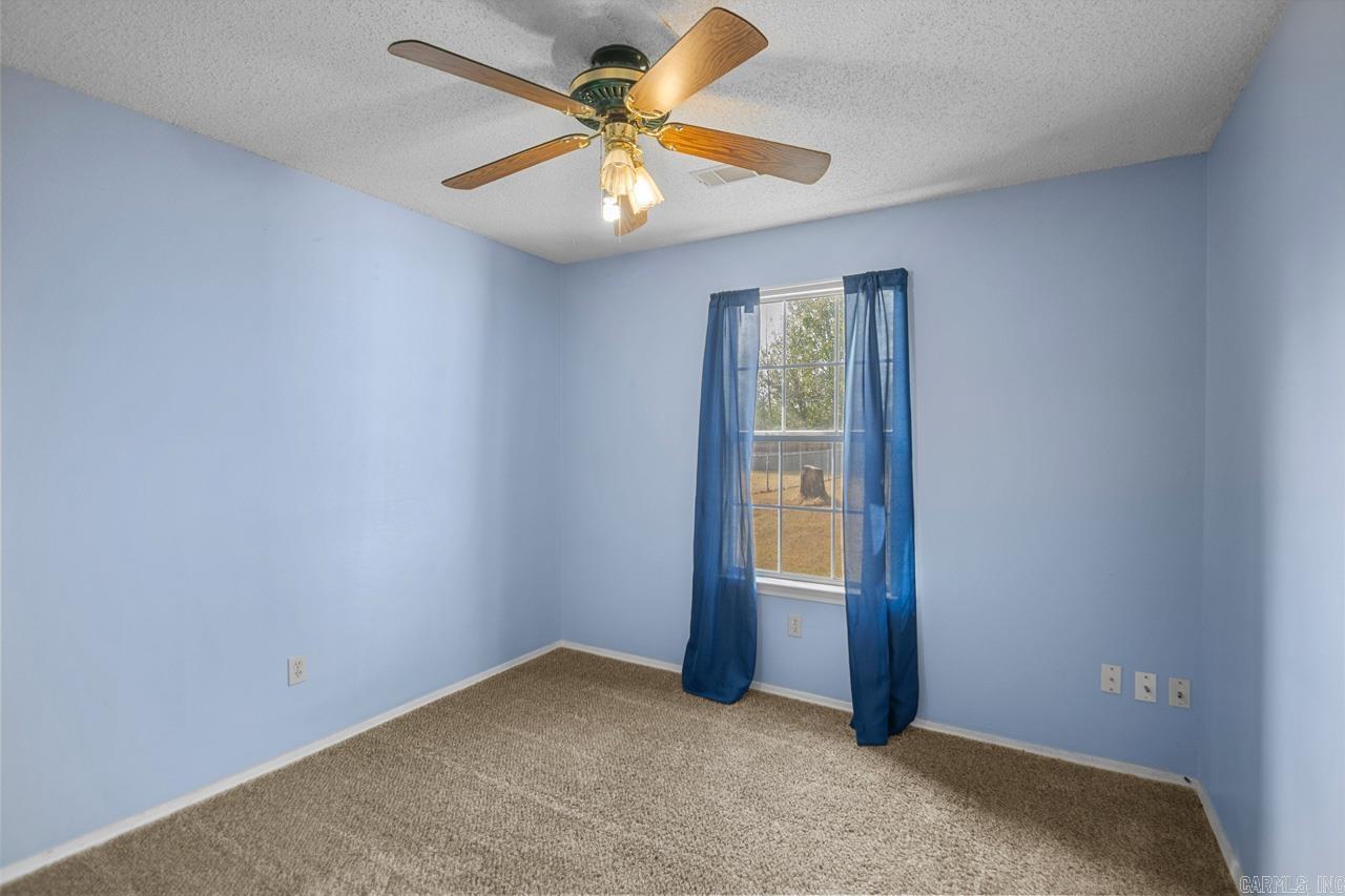 MEADOWLAKE - Residential