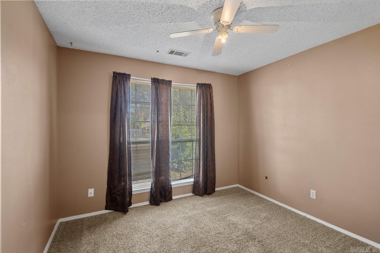 MEADOWLAKE - Residential