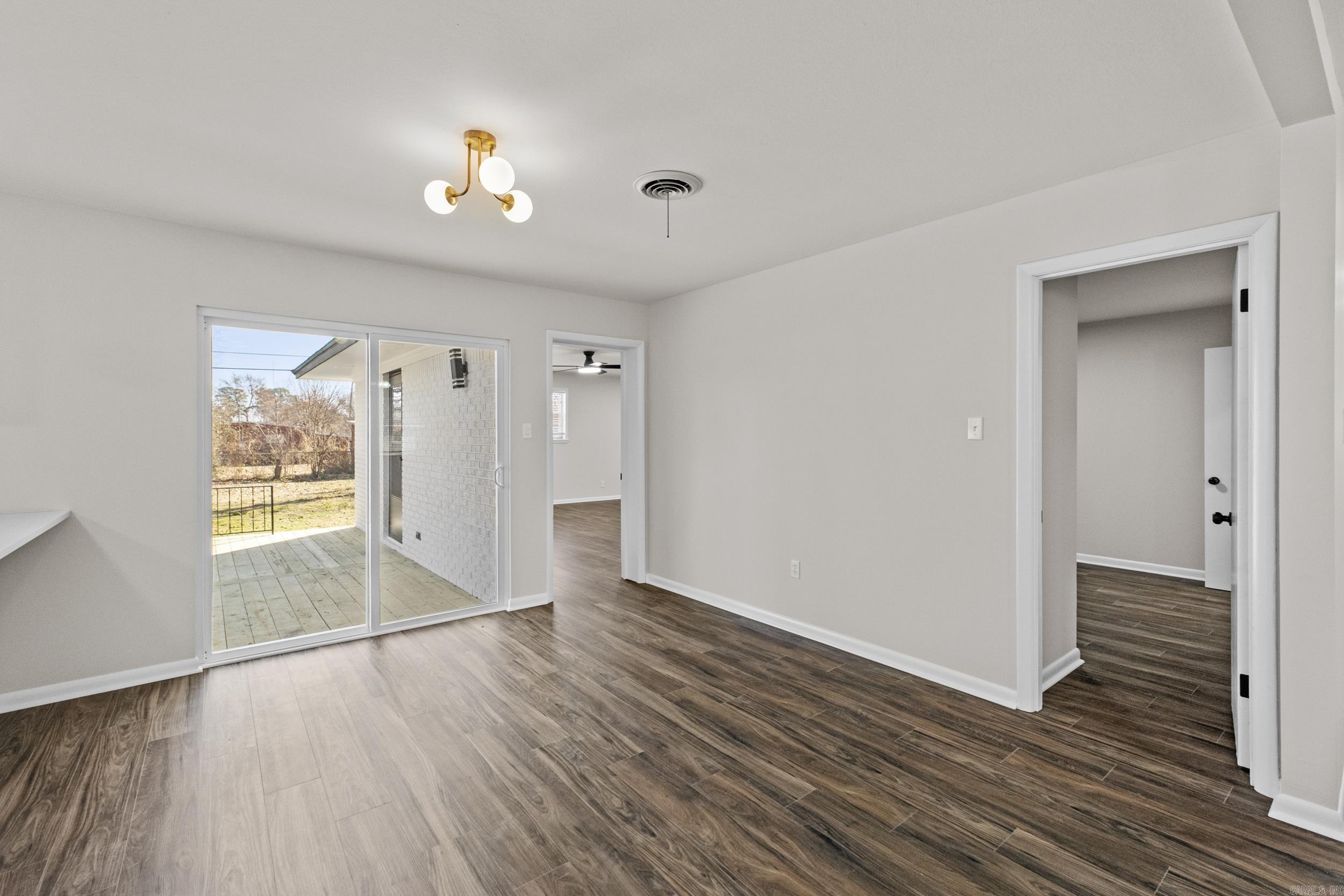 WEST MARKHAM HGTS - Residential