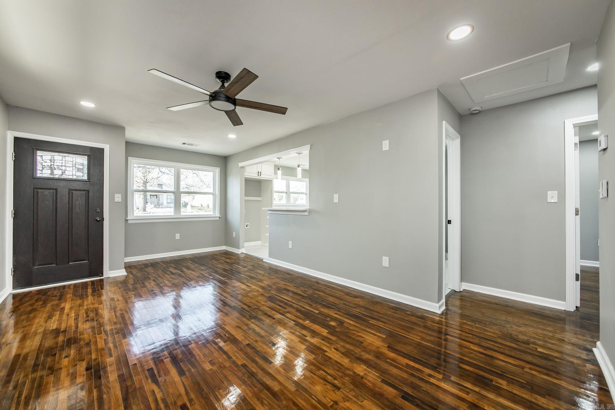 Holeads - Residential