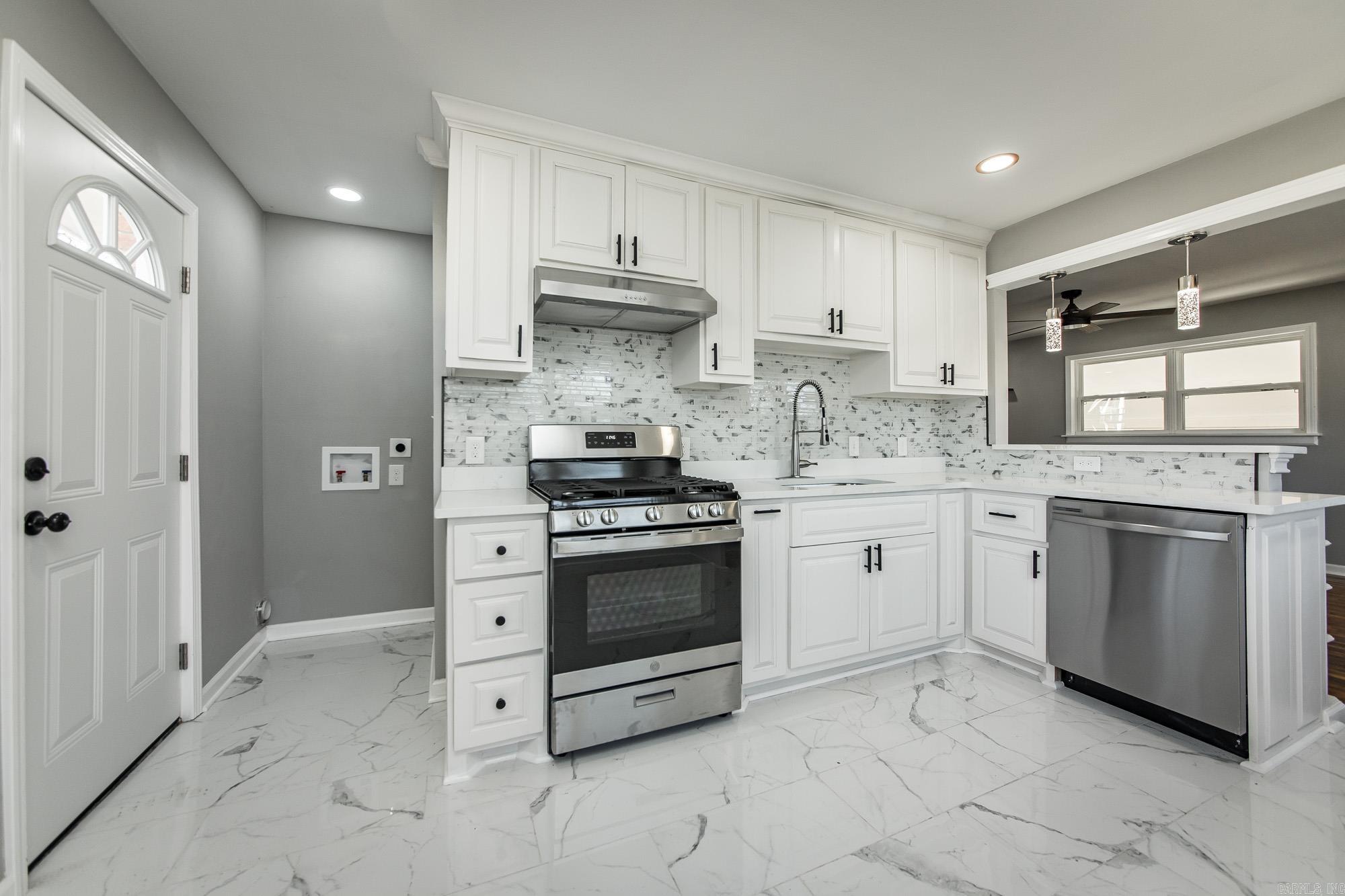 Holeads - Residential