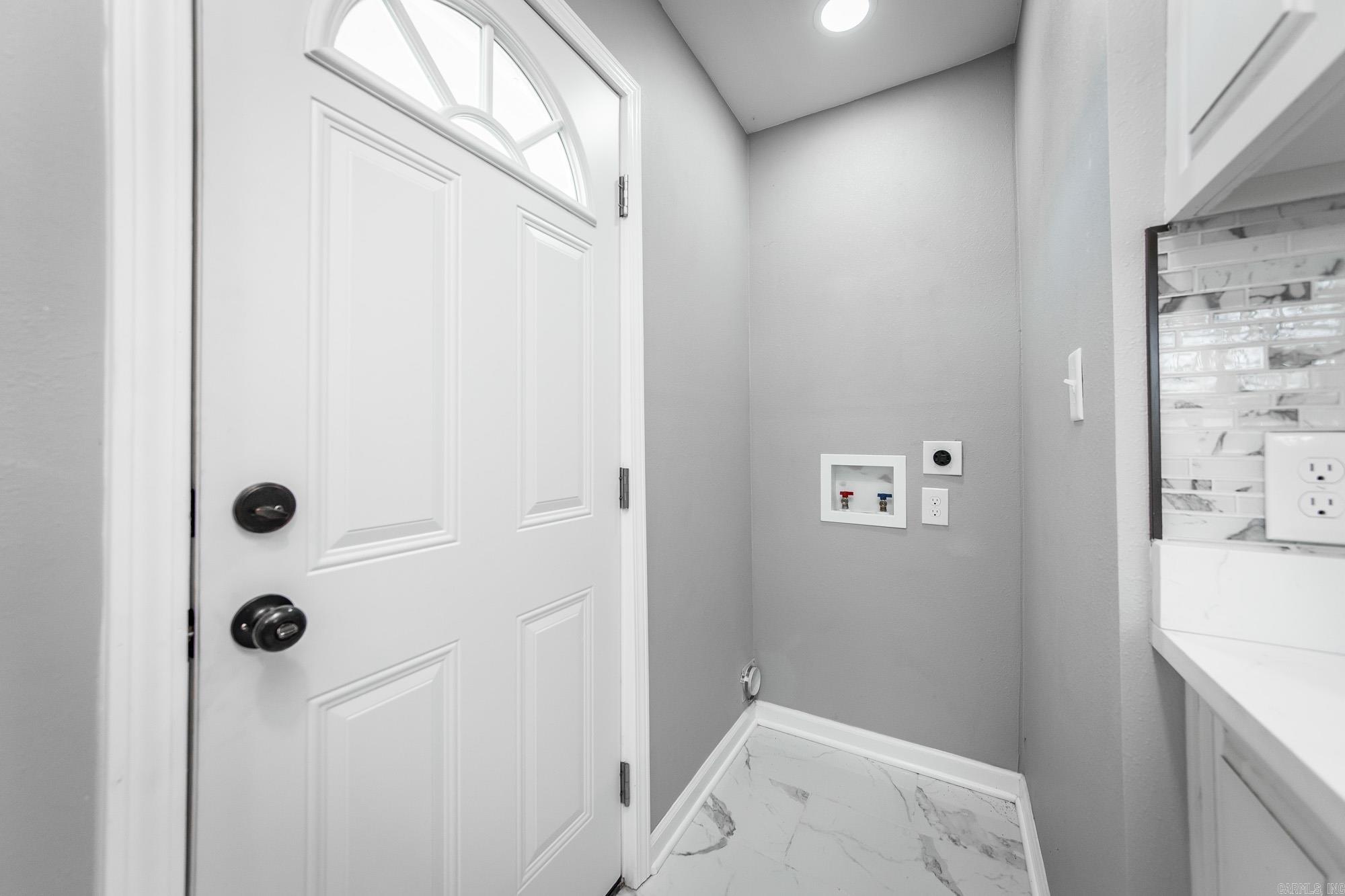 Holeads - Residential