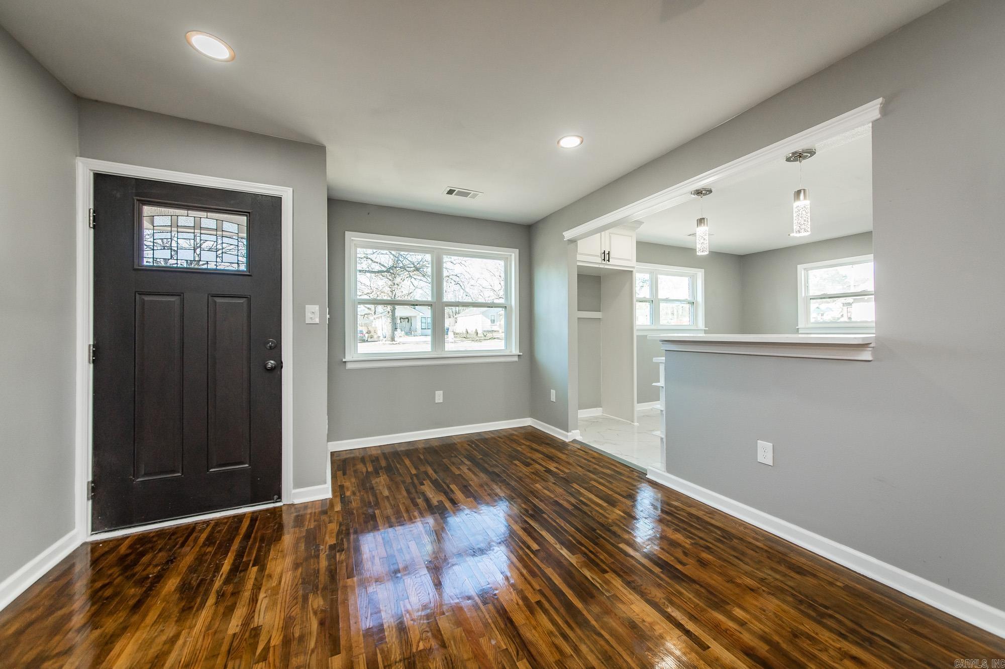 Holeads - Residential