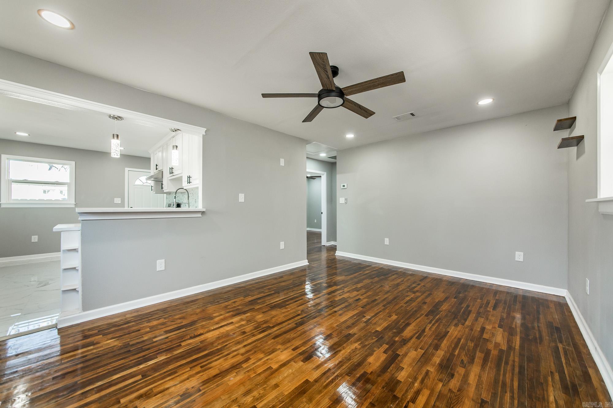 Holeads - Residential