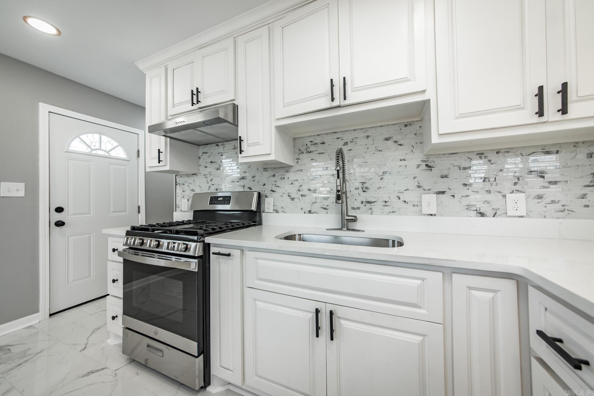 Holeads - Residential