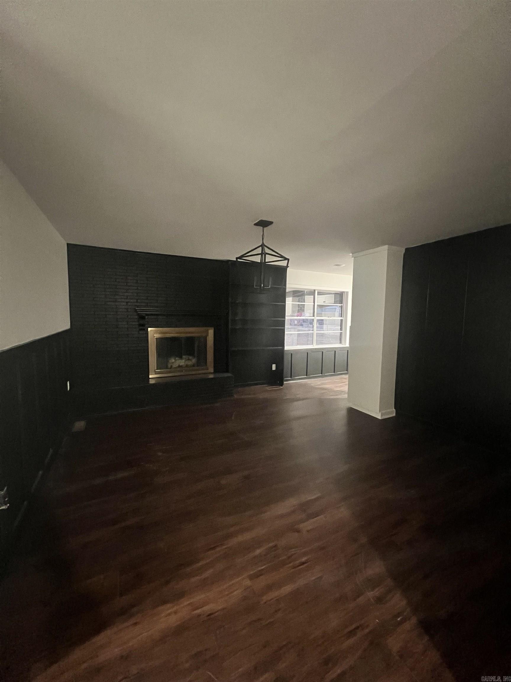 LAMBERT TERRACE - Residential