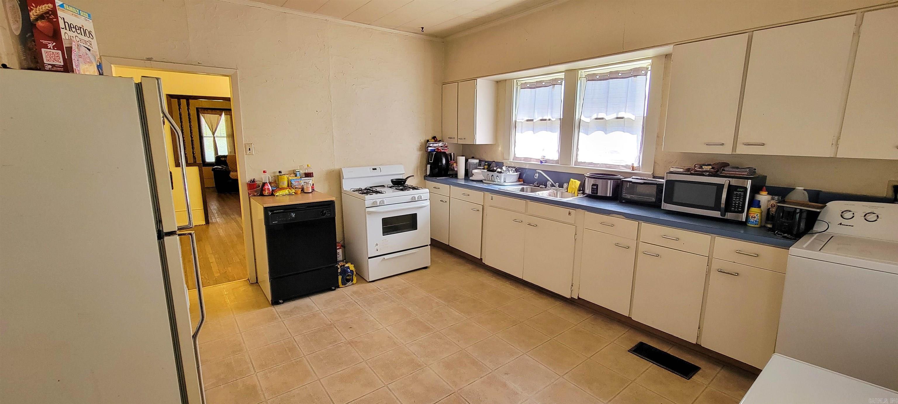 Combs 2nd - Residential