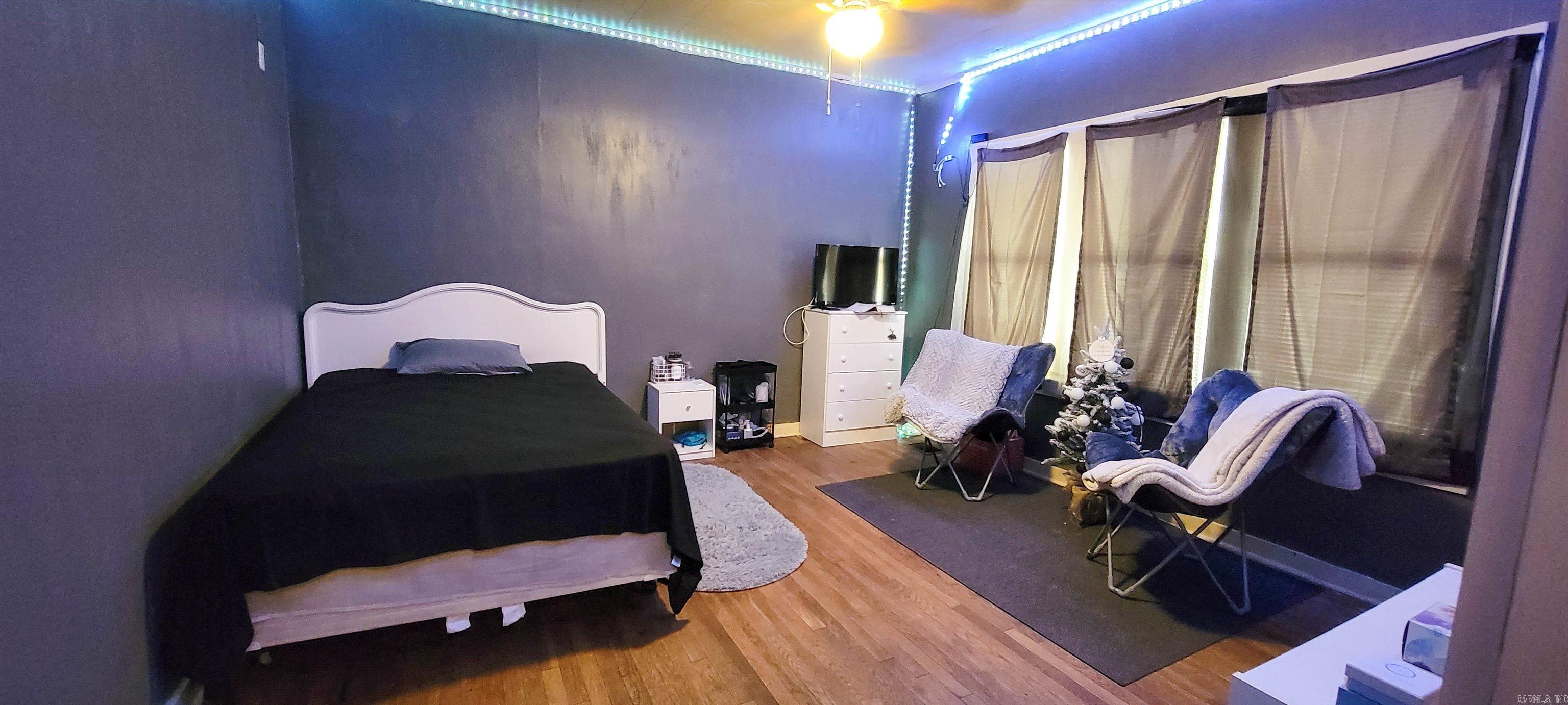 Combs 2nd - Residential