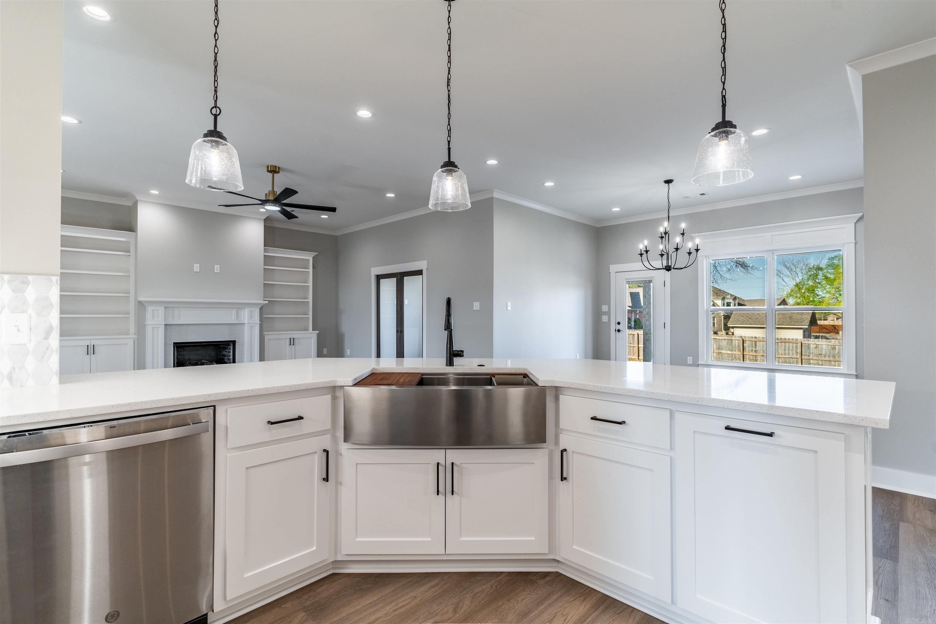 IVY PLACE - Residential