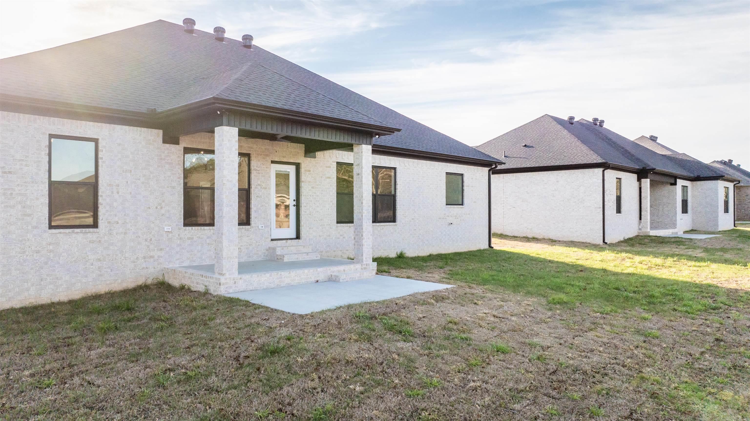 IVY PLACE - Residential