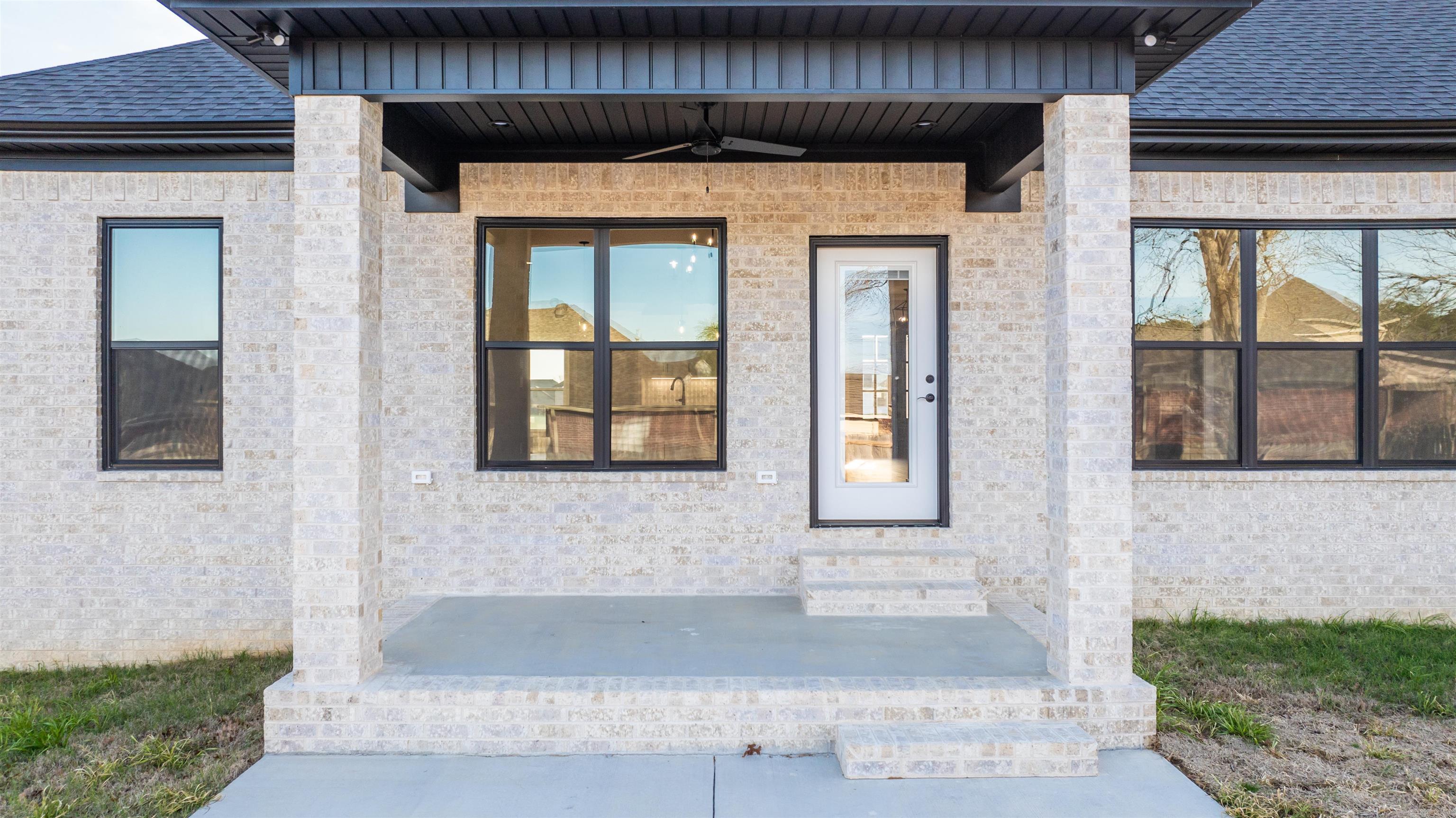 IVY PLACE - Residential