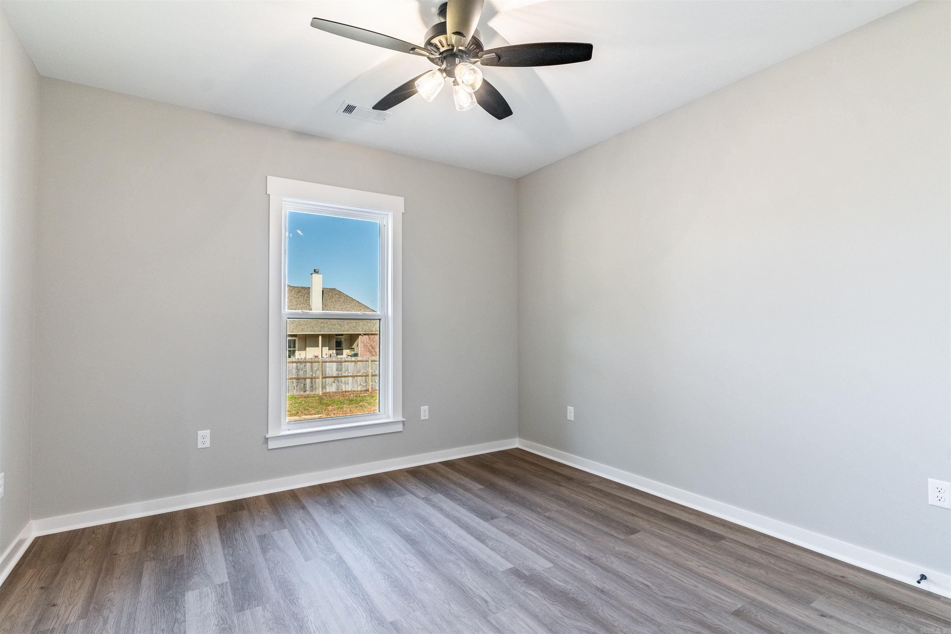 IVY PLACE - Residential