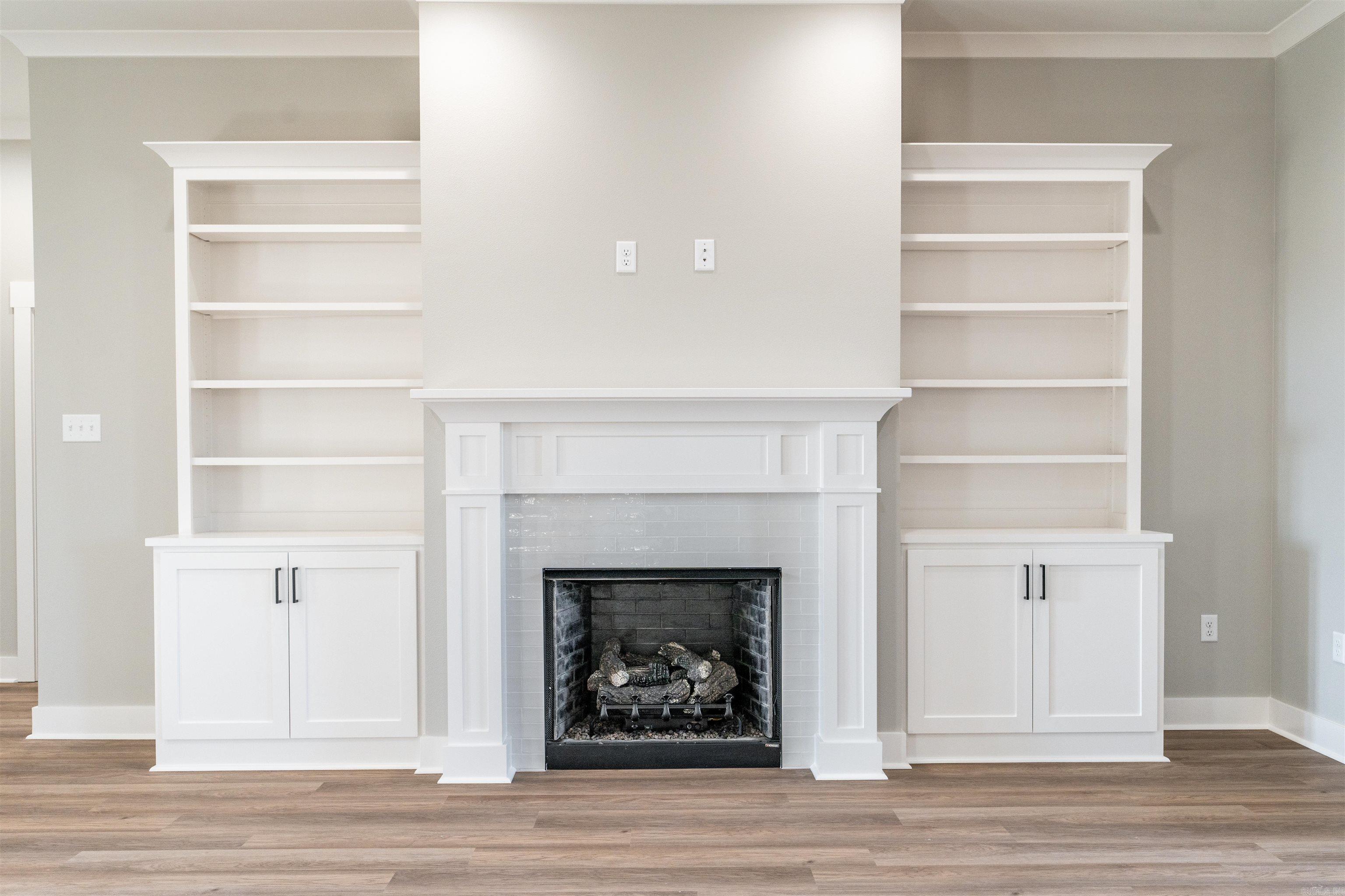 IVY PLACE - Residential