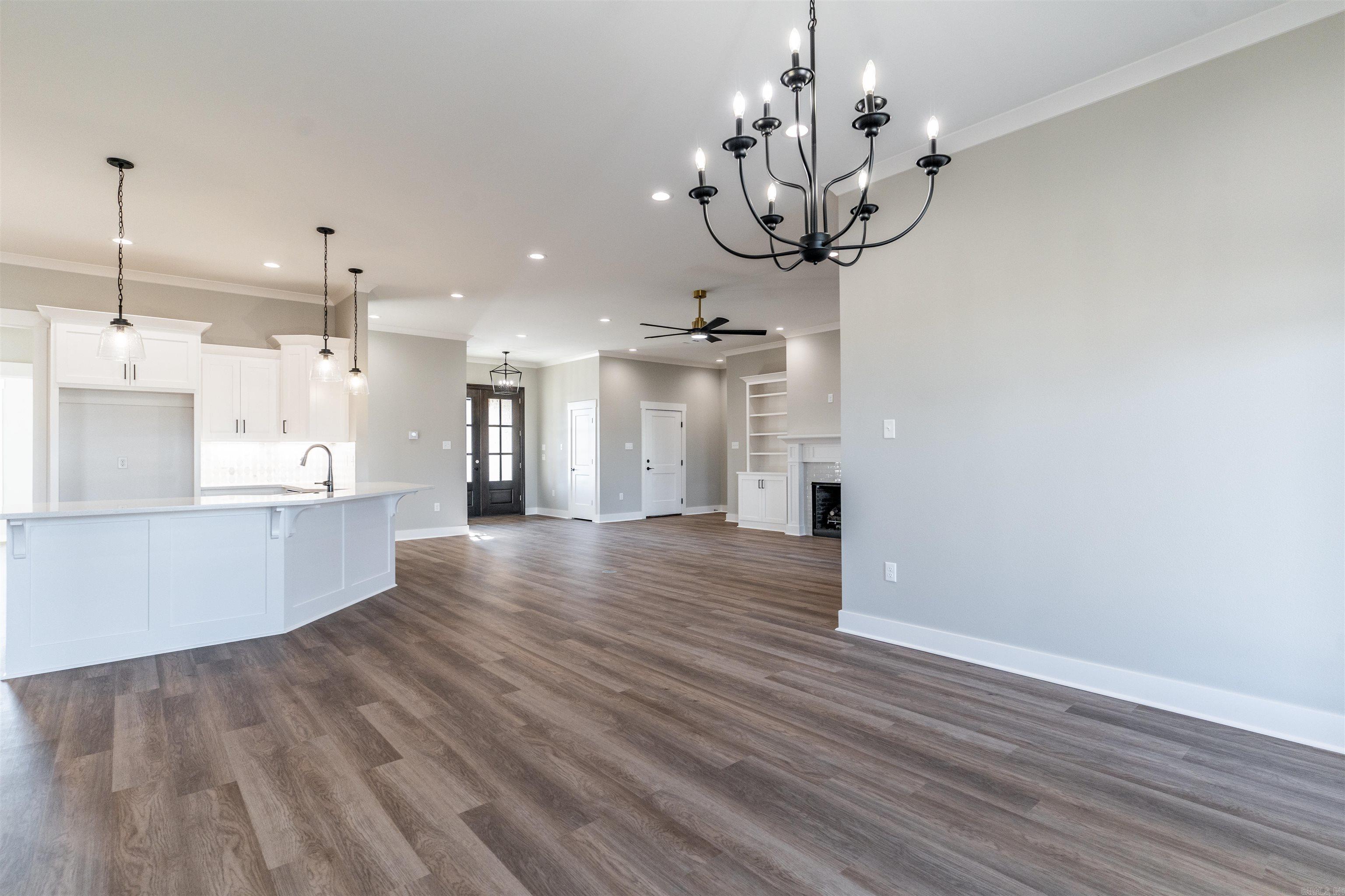 IVY PLACE - Residential