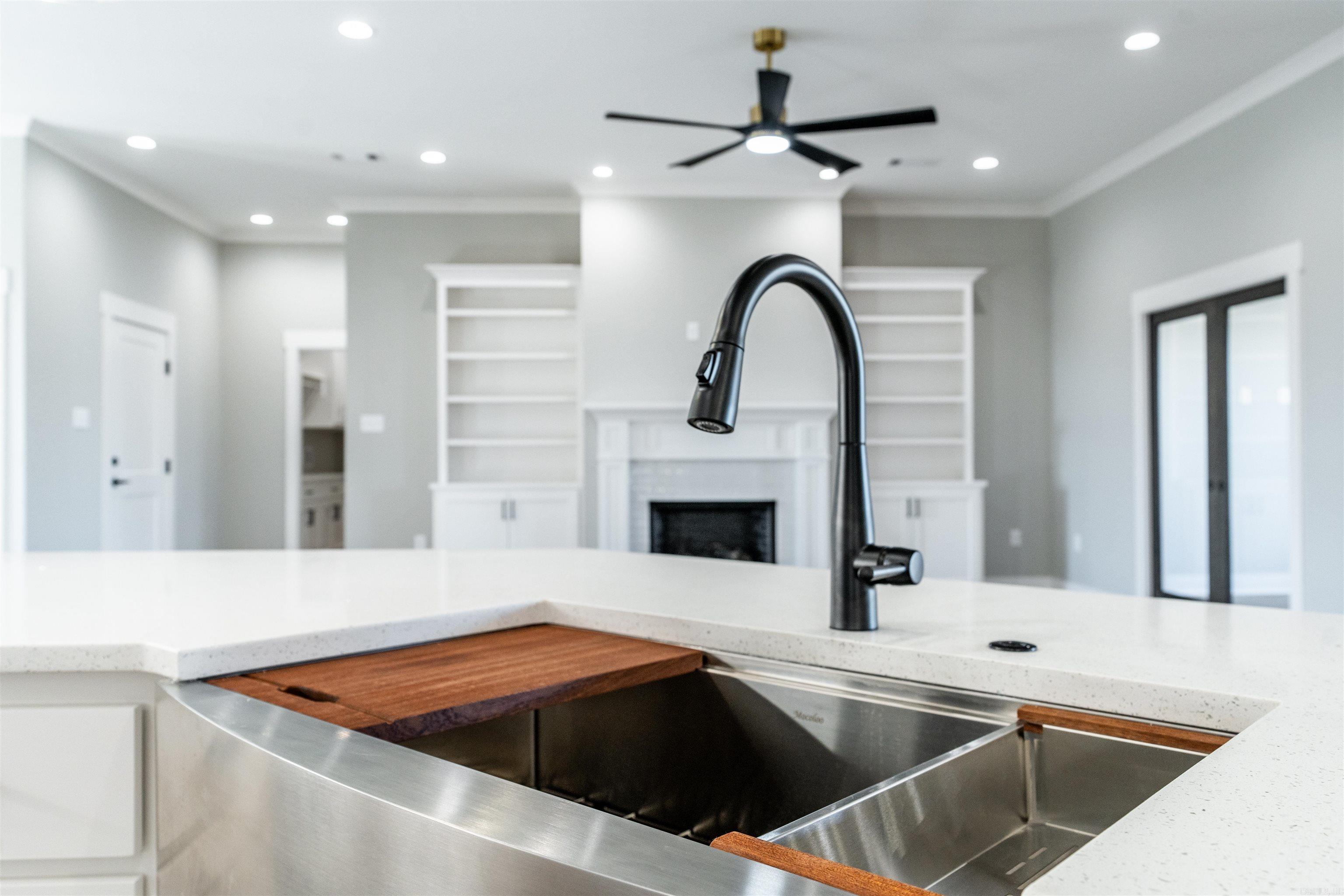 IVY PLACE - Residential