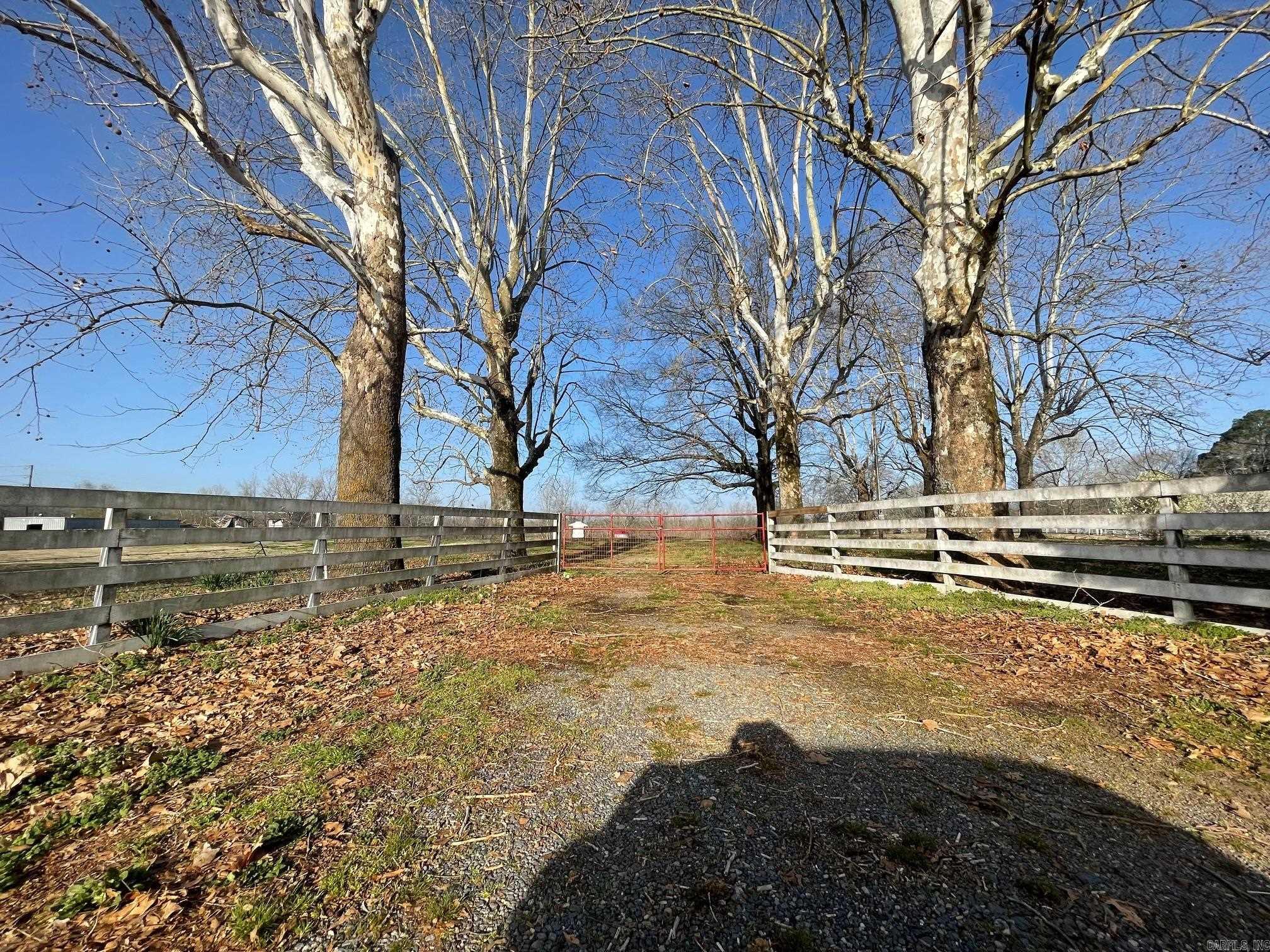 Metes & Bounds - Land