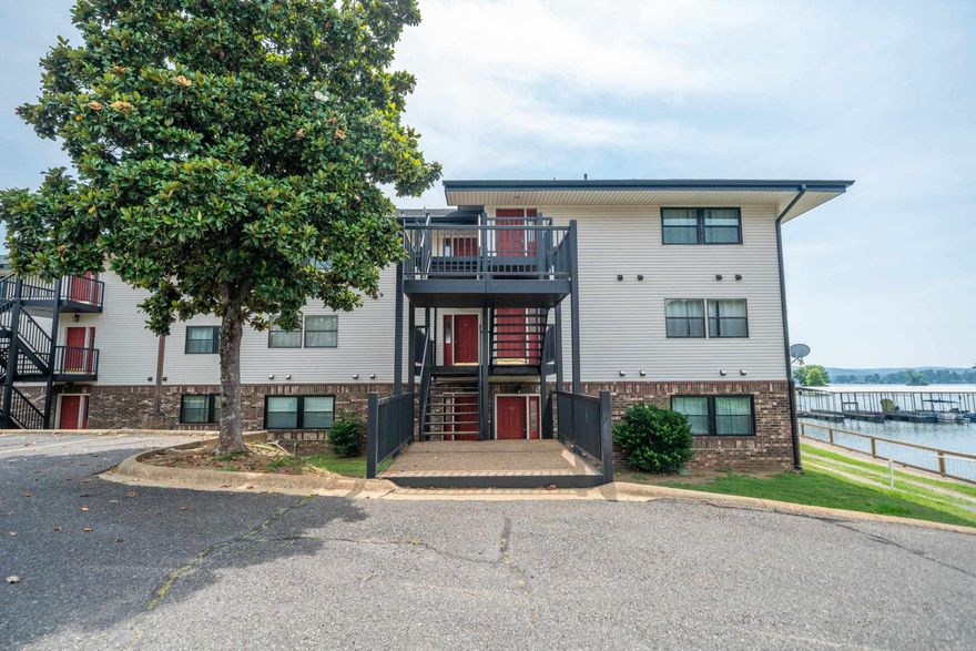 Great opportunity to own one of the best views on Lake Hamilton in this condo, first time ever on market this 2 bedroom 2 bath with great amenities at the complex. Many new enhancements being made at the property. Location a plus only 7 minutes to Oaklawn, located in the heart of great dining, shopping and lake sports. Out the door to the beach and many activities.