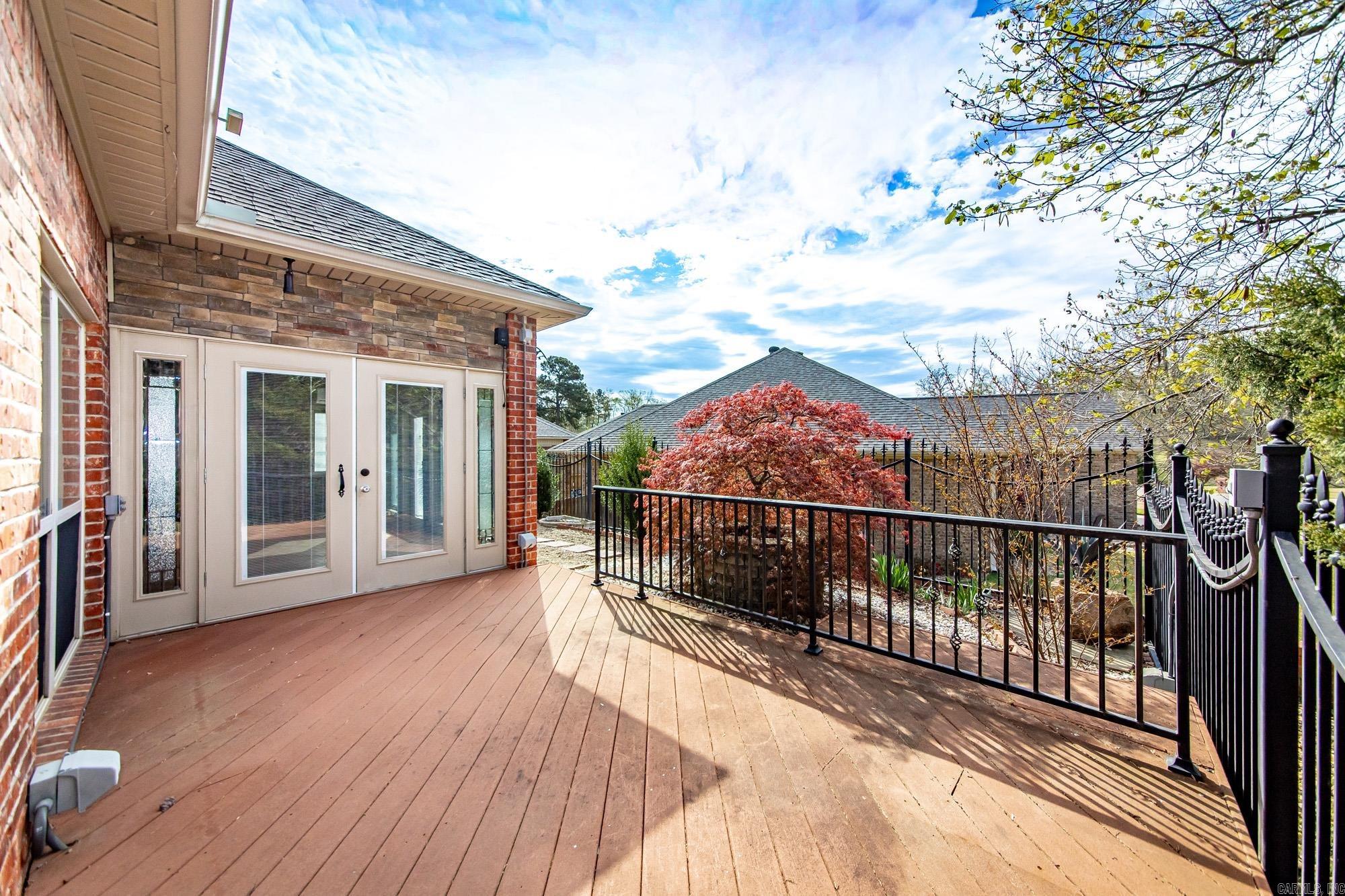 FOREST LAKES GARDEN HOMES - Residential