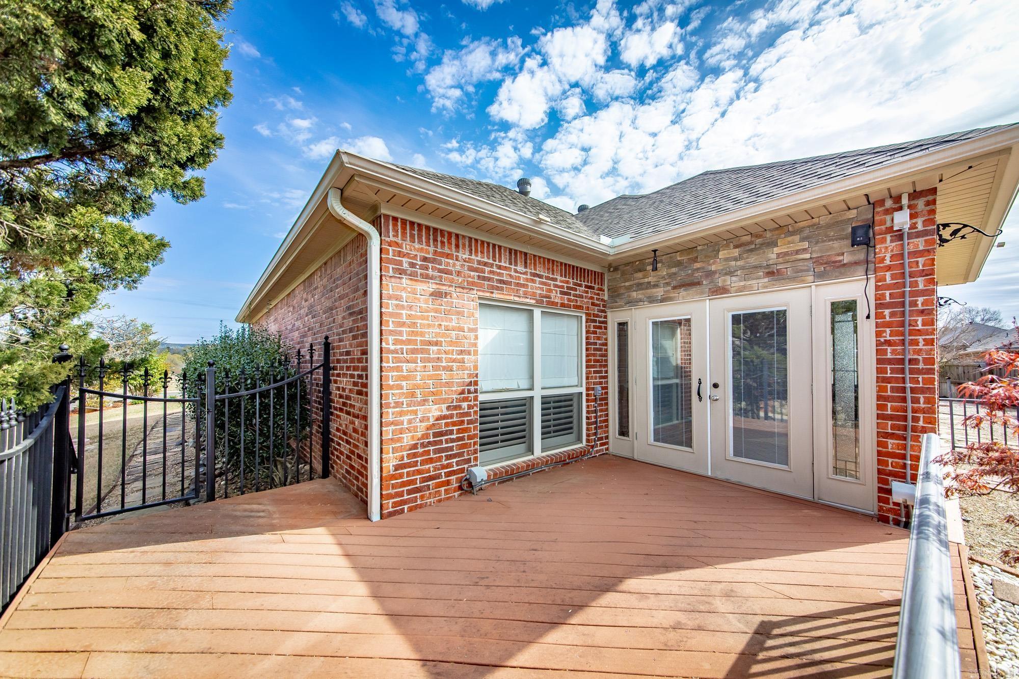 FOREST LAKES GARDEN HOMES - Residential