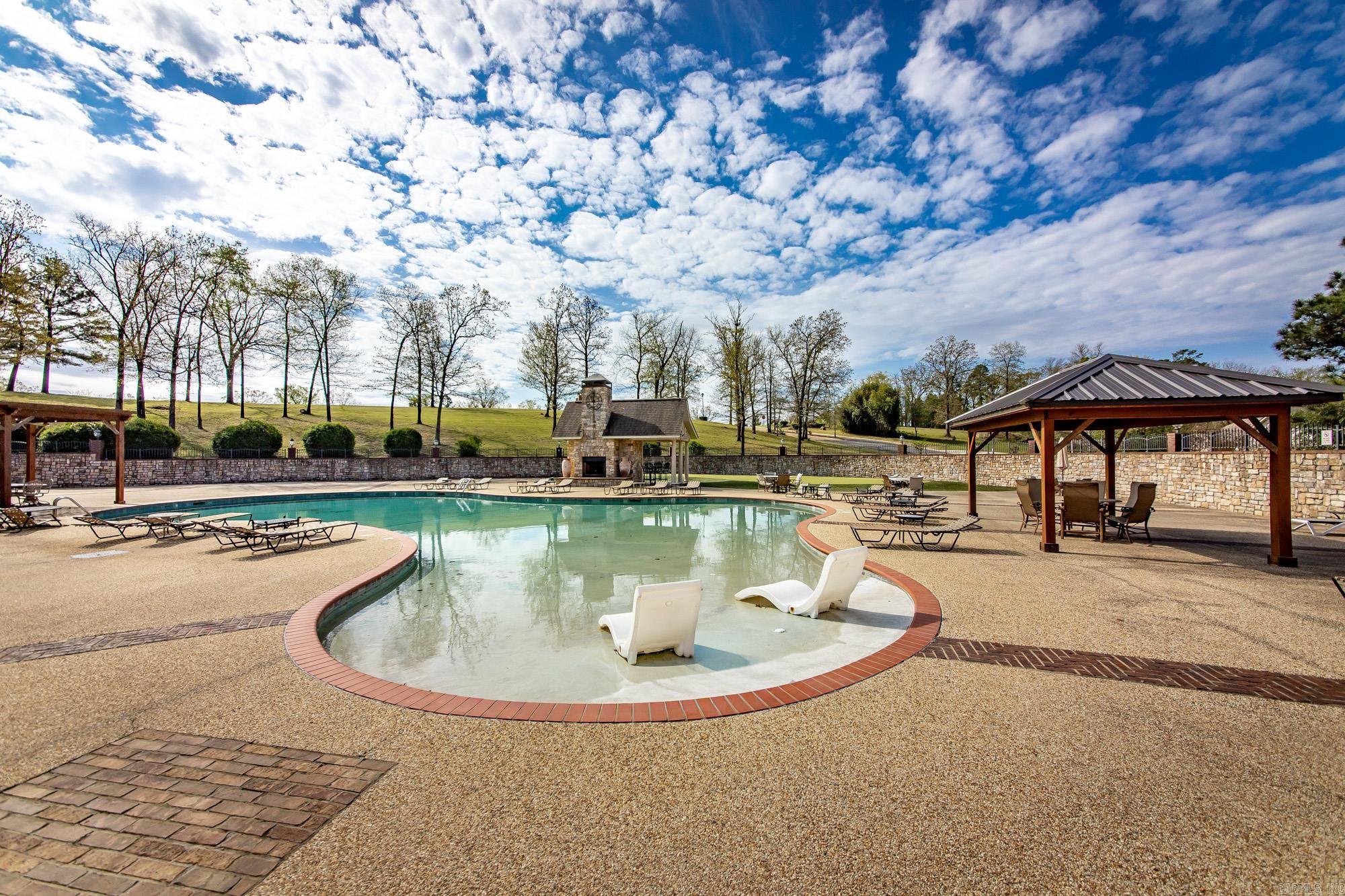 FOREST LAKES GARDEN HOMES - Residential