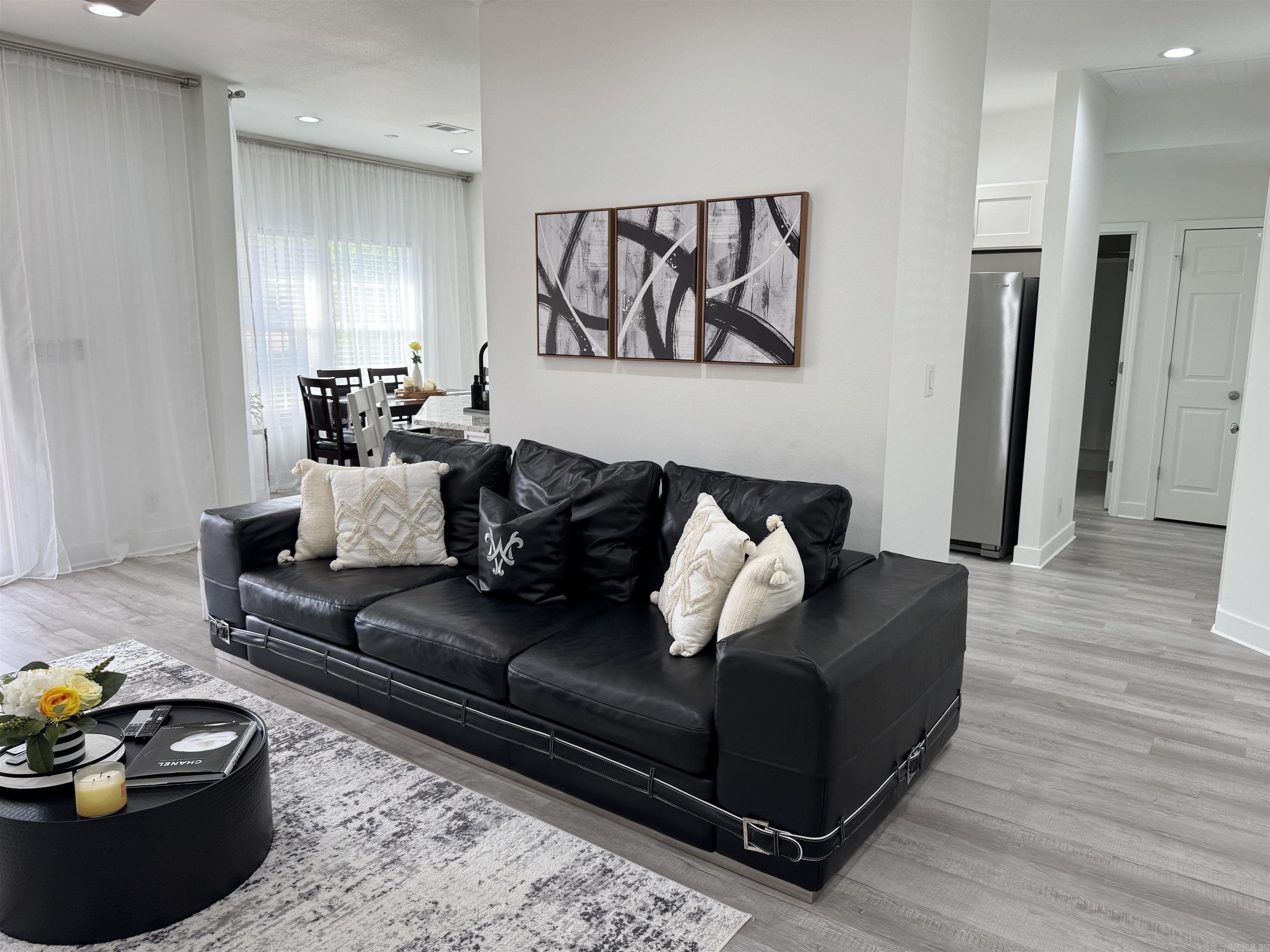 FOX RUN - Residential