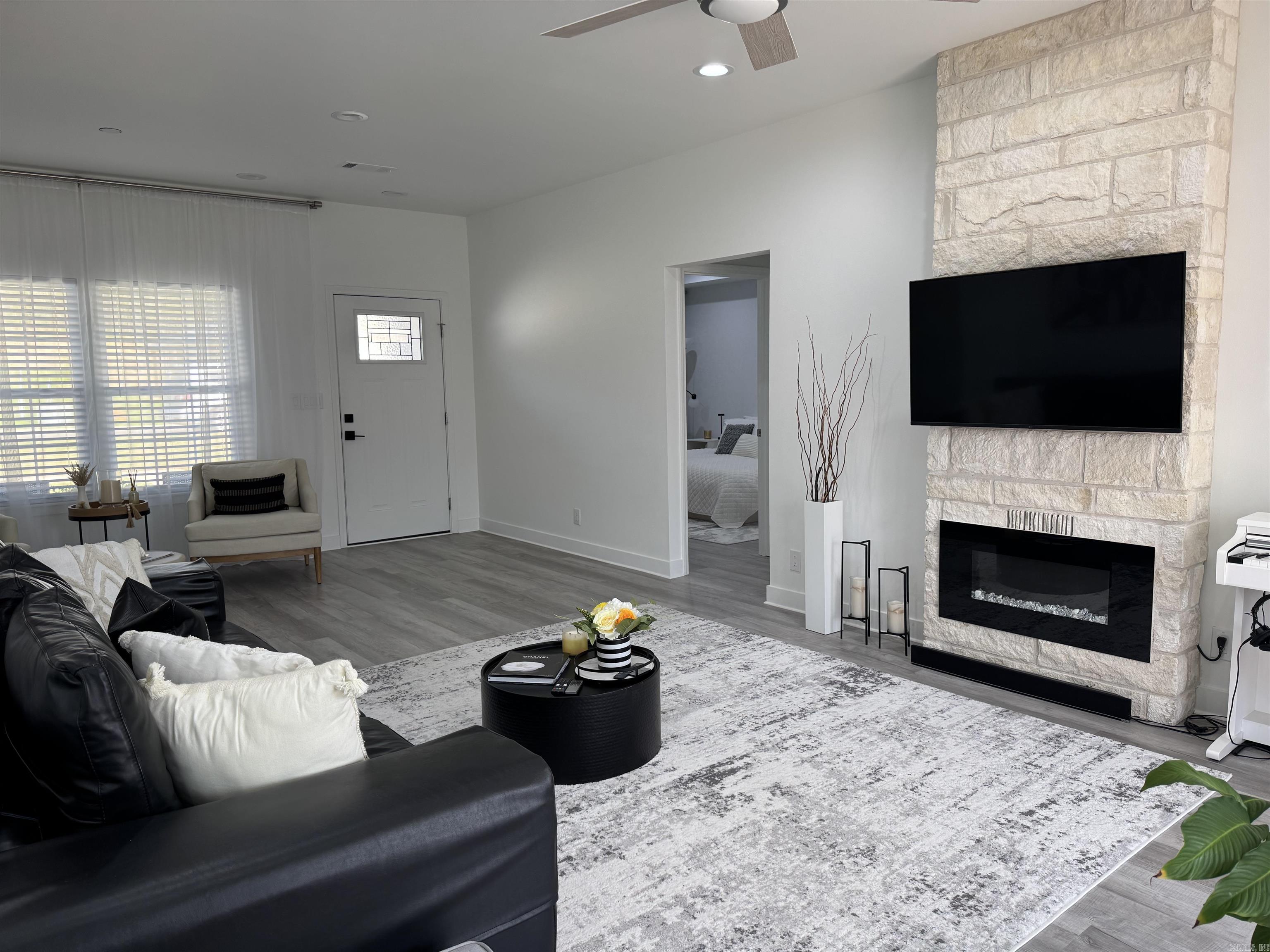 FOX RUN - Residential