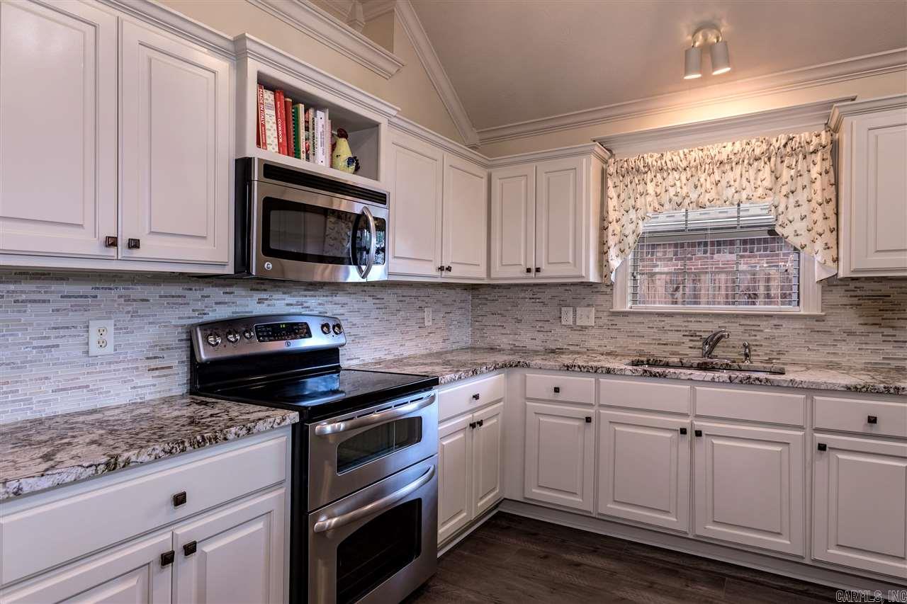 COUNTRY CLUB OF ARK THE - Residential