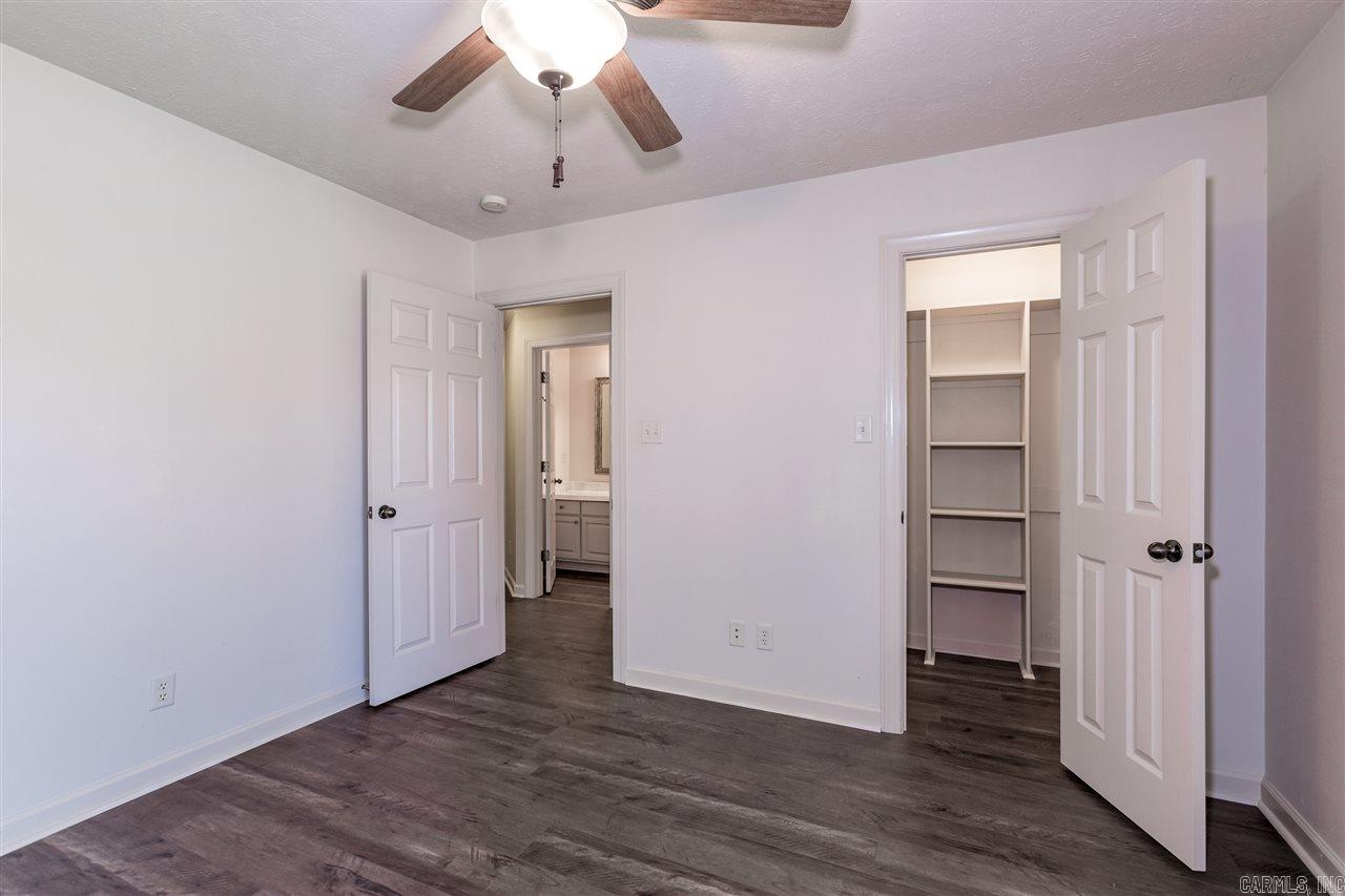 COUNTRY CLUB OF ARK THE - Residential