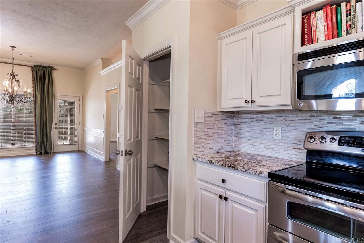 COUNTRY CLUB OF ARK THE - Residential